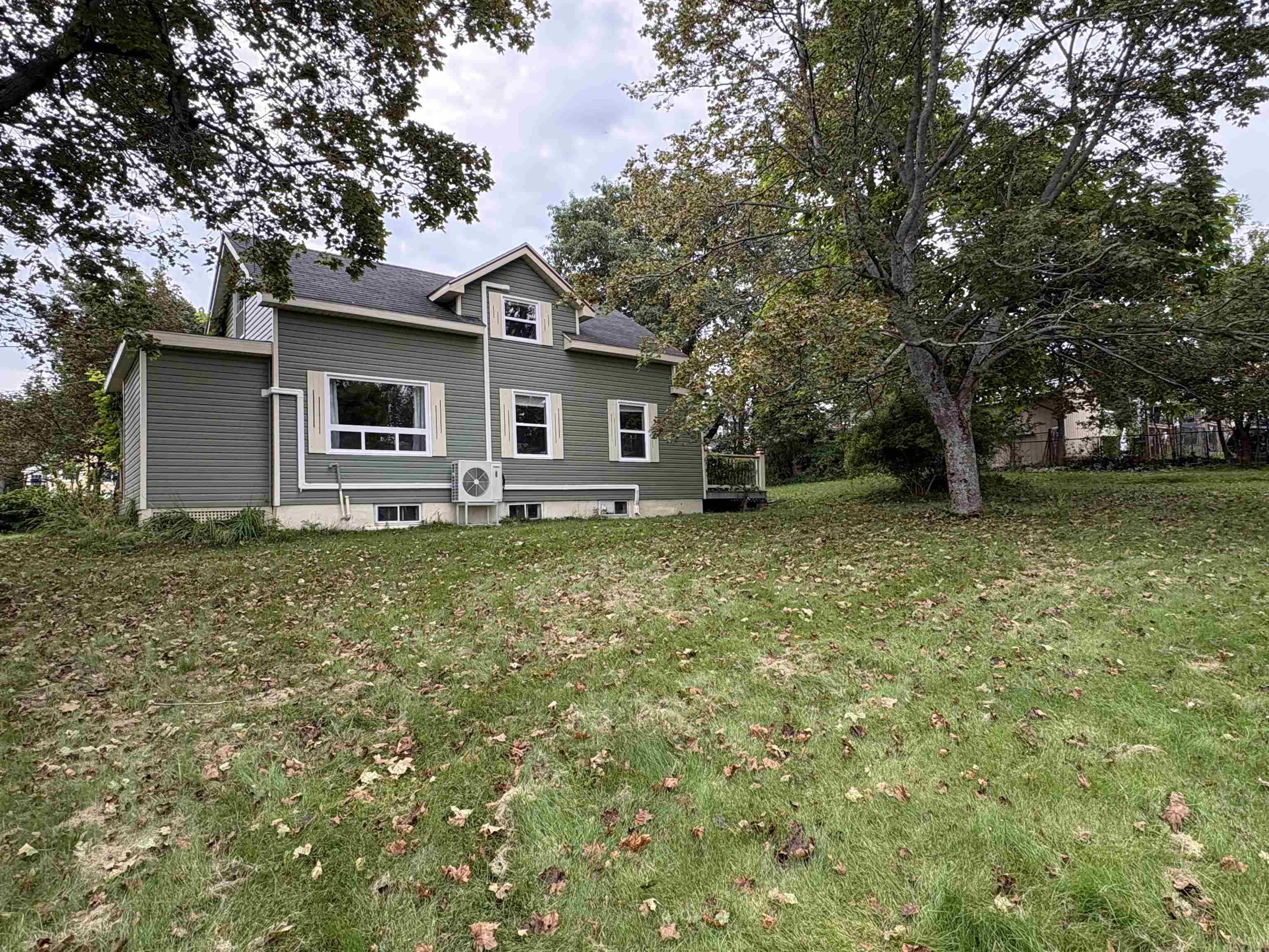 $279,900.00: 50 Rose Avenue, Trenton