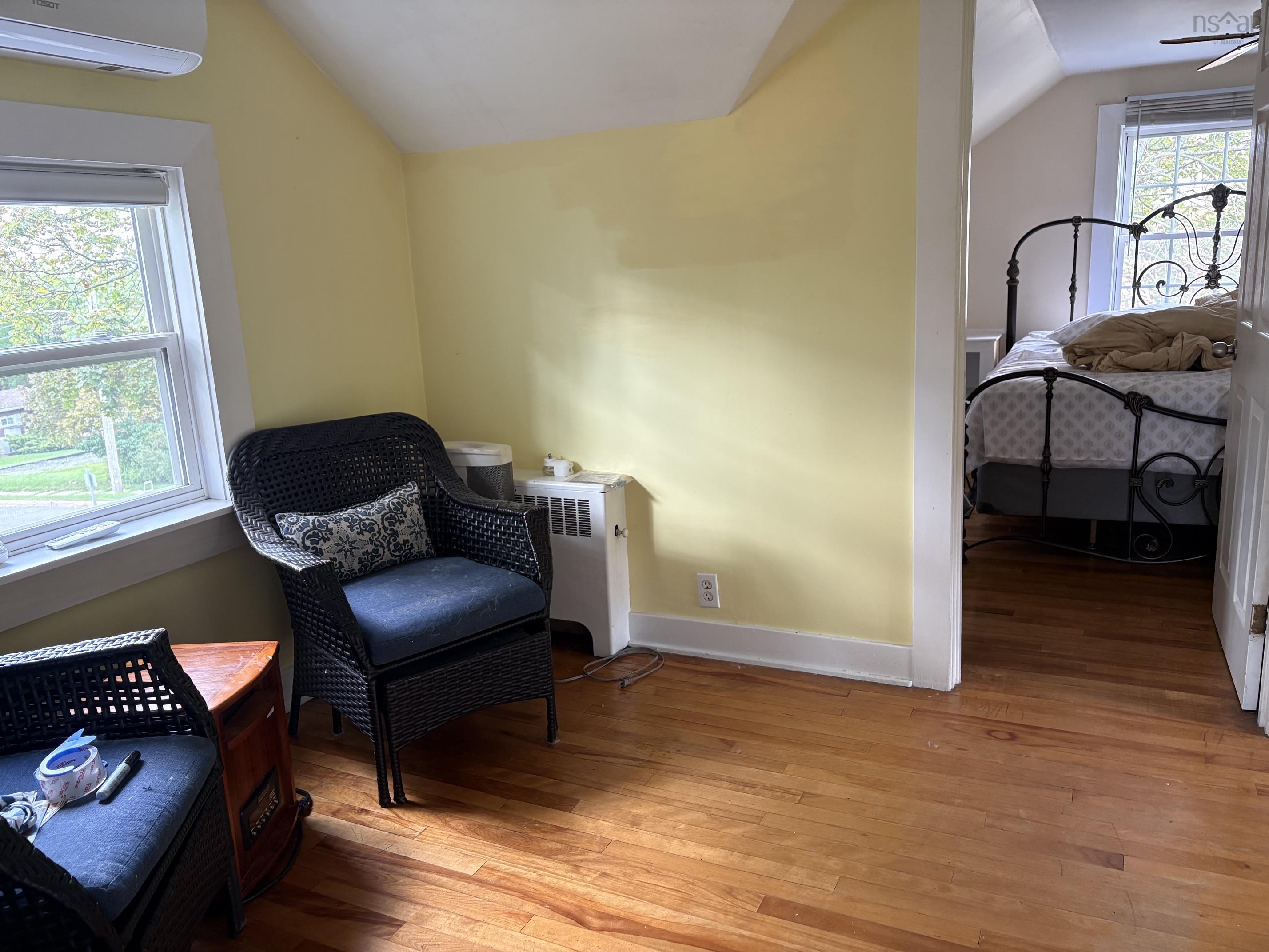 $279,900.00: 50 Rose Avenue, Trenton