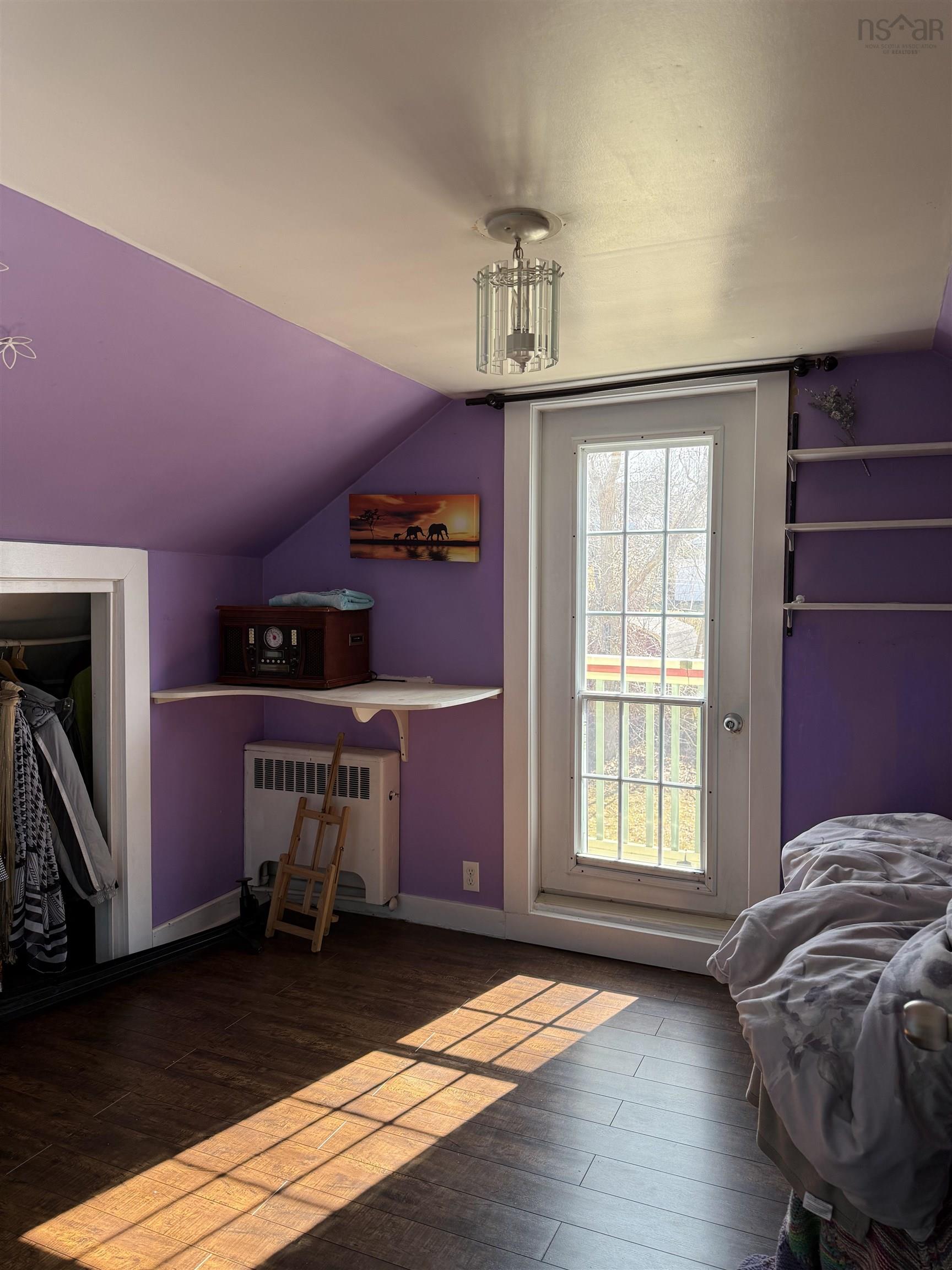 $279,900.00: 50 Rose Avenue, Trenton