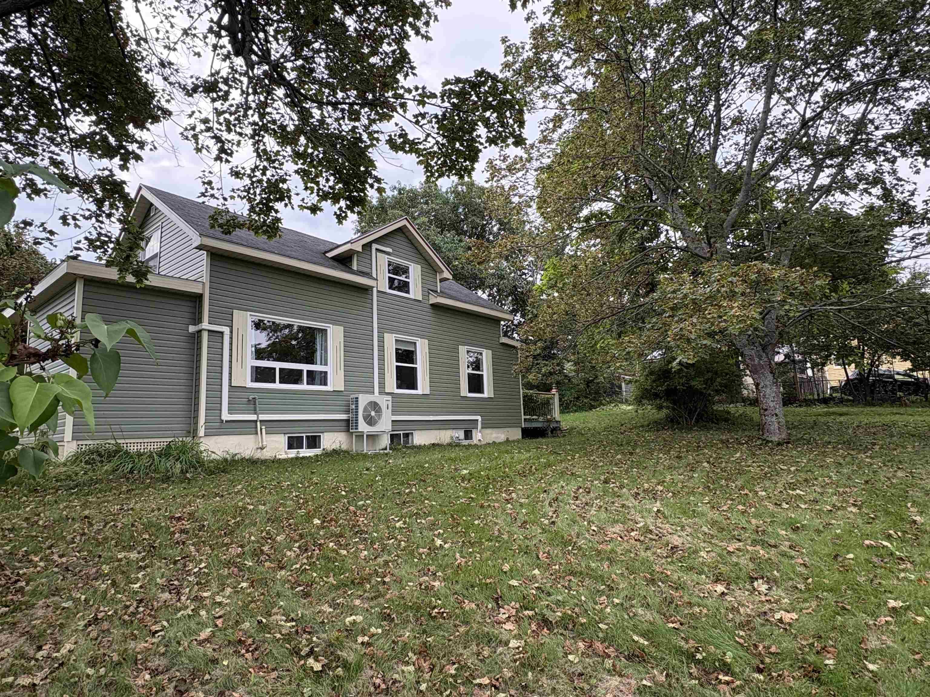 $279,900.00: 50 Rose Avenue, Trenton