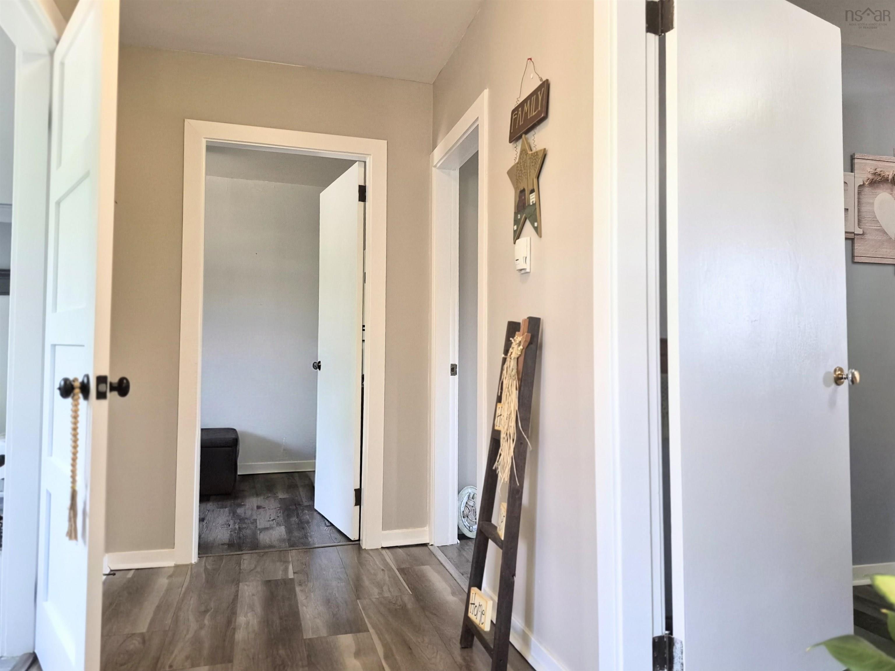 $254,900.00: 16 Copp Avenue, Amherst