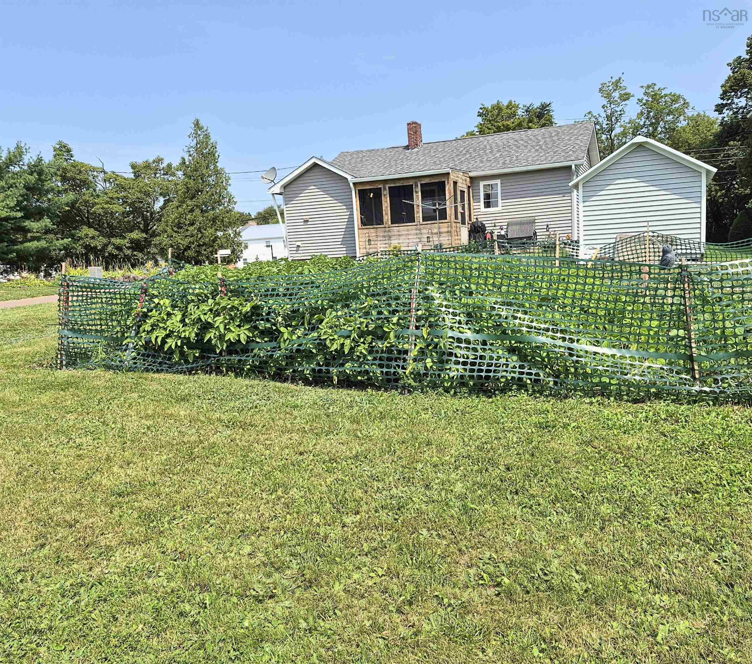 $254,900.00: 16 Copp Avenue, Amherst