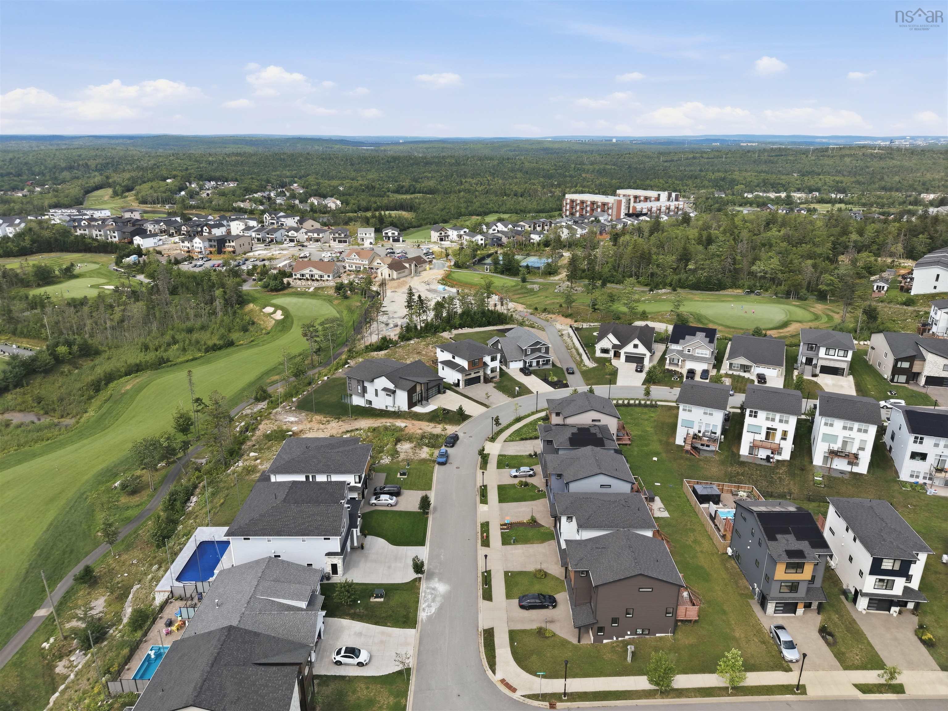 $1,184,900.00: 43 Tuscany Run, Timberlea