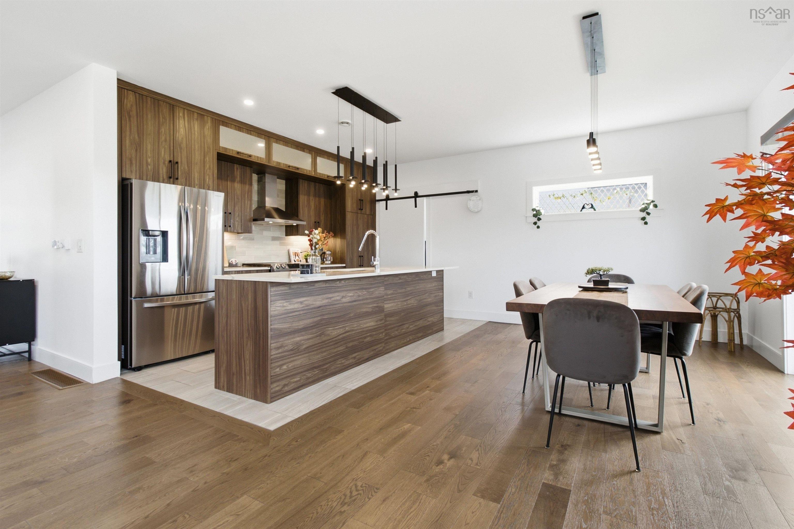 $1,184,900.00: 43 Tuscany Run, Timberlea