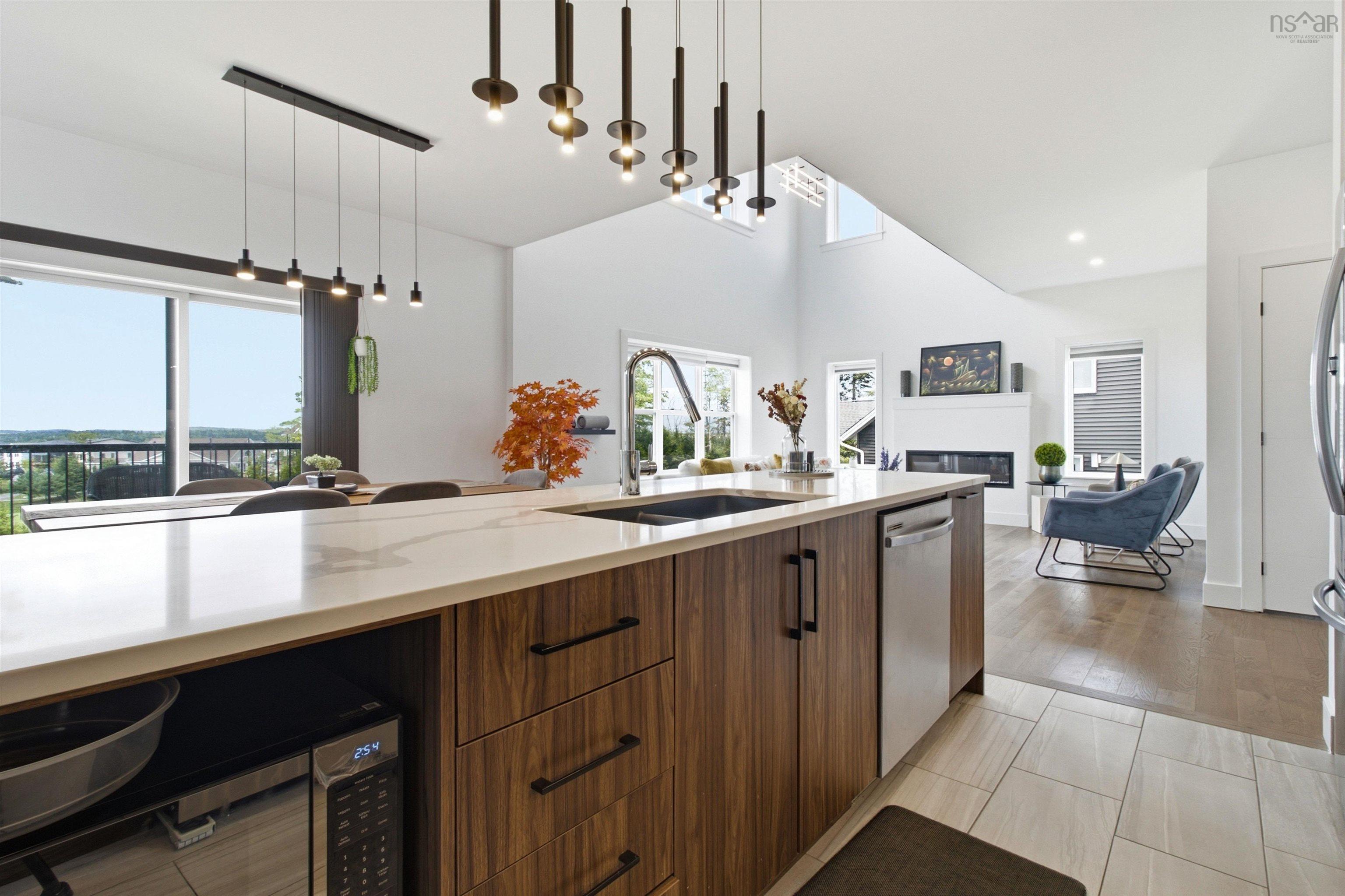 $1,184,900.00: 43 Tuscany Run, Timberlea