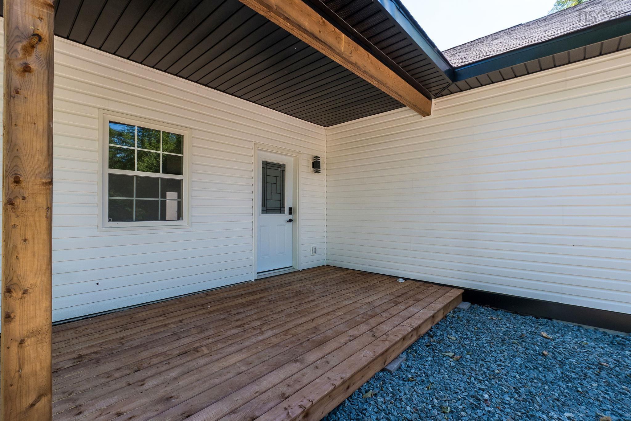 $699,000.00: 414 Lays Lake Road, Meaghers Grant