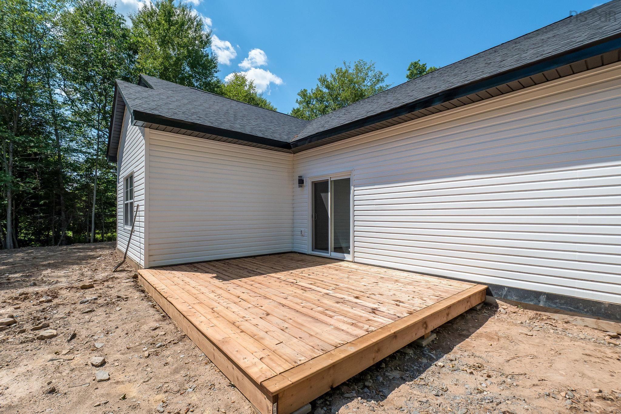 $699,000.00: 414 Lays Lake Road, Meaghers Grant