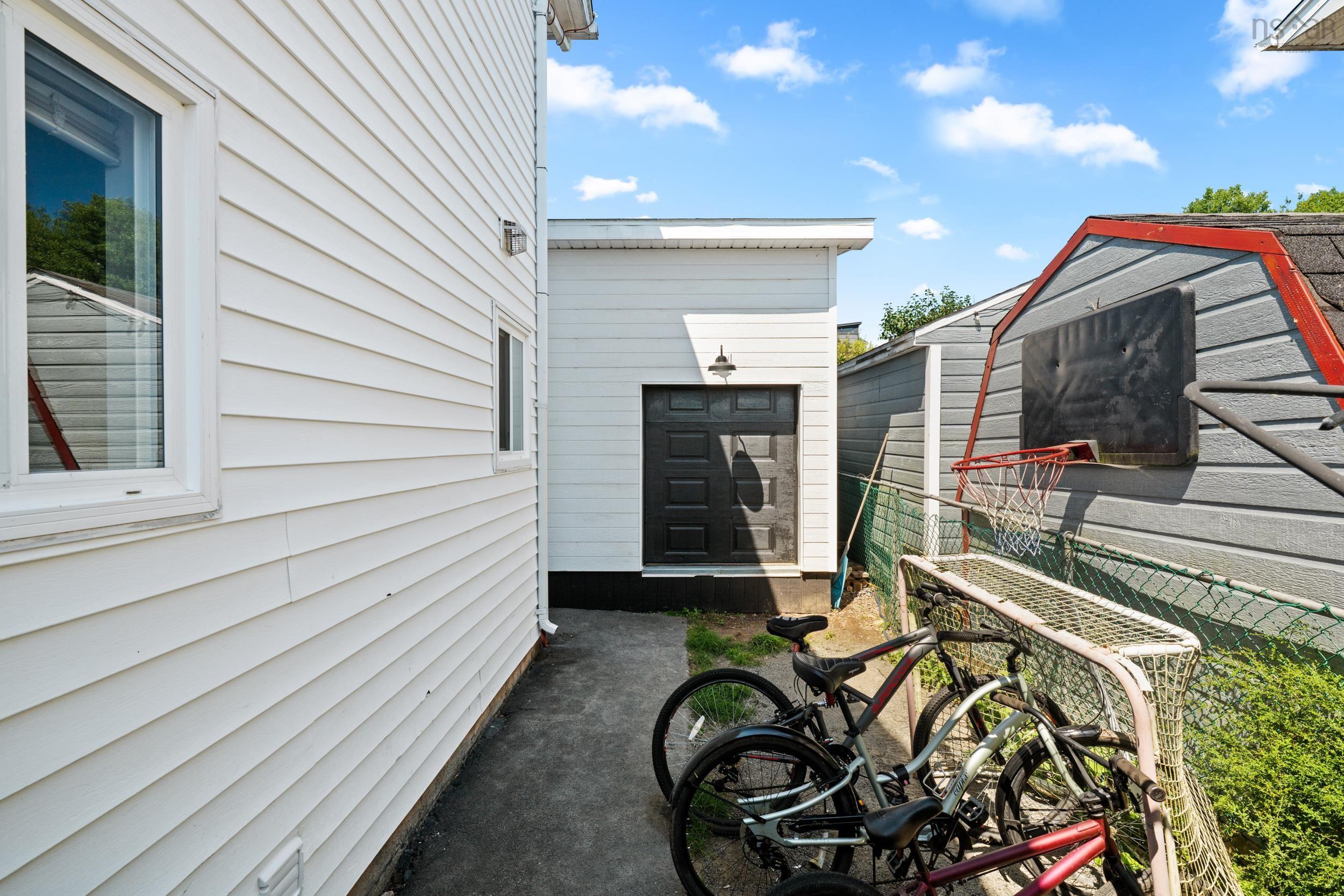 $419,900.00: 116 Silver Maple Drive Drive, Timberlea