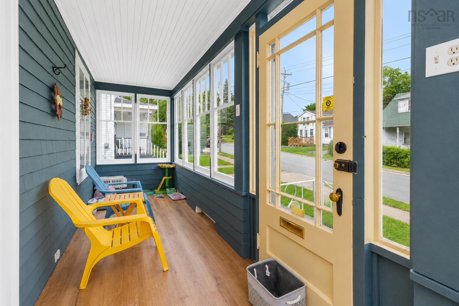 $289,000.00: 74 Oxford Street, Sydney