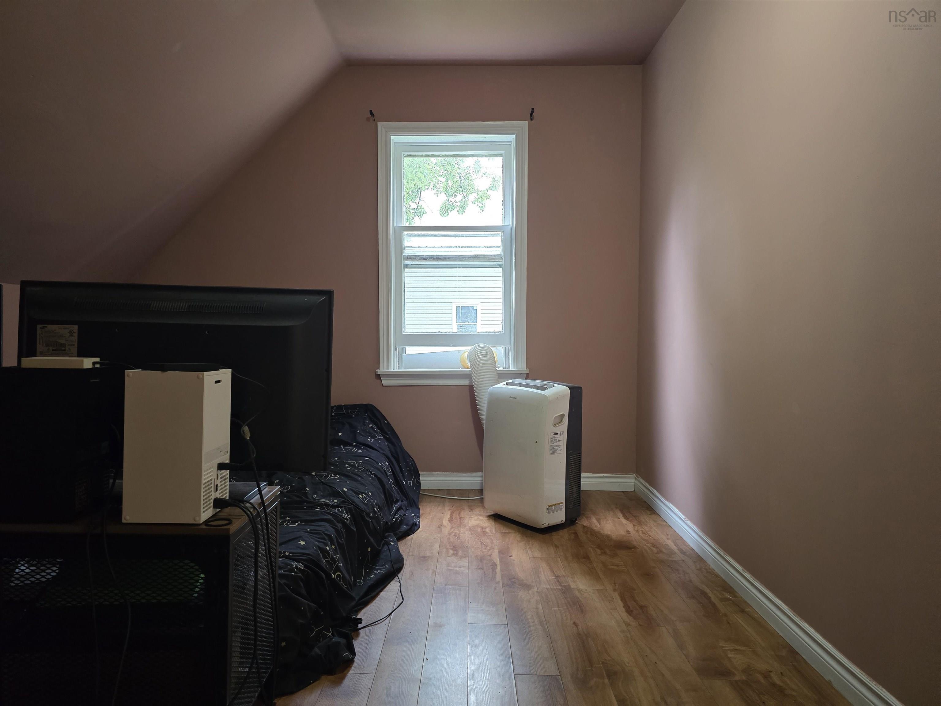 $125,000.00: 10 Chestnut Street, Trenton