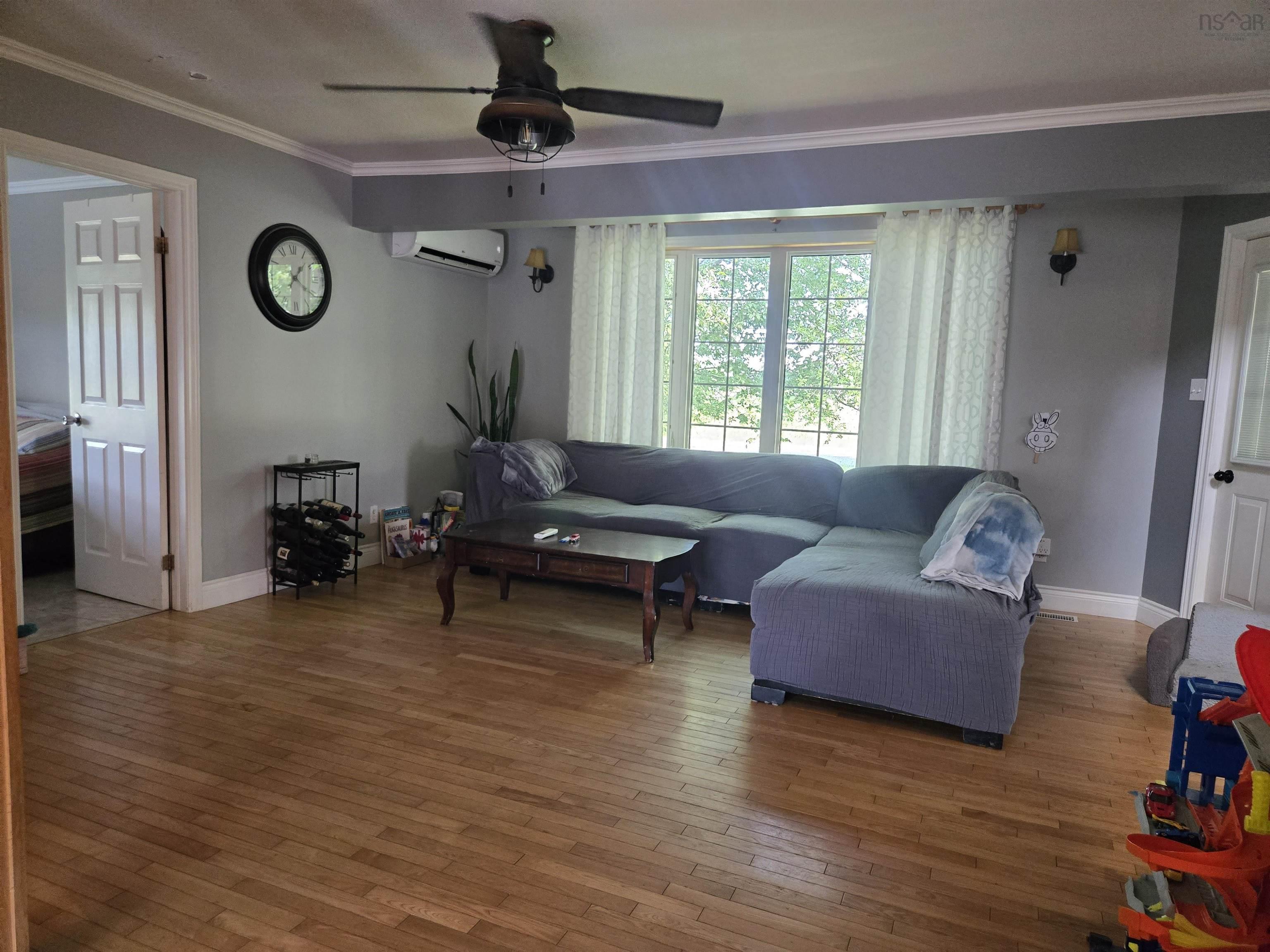$380,000.00: 680 LOUISVILLE Road, Louisville