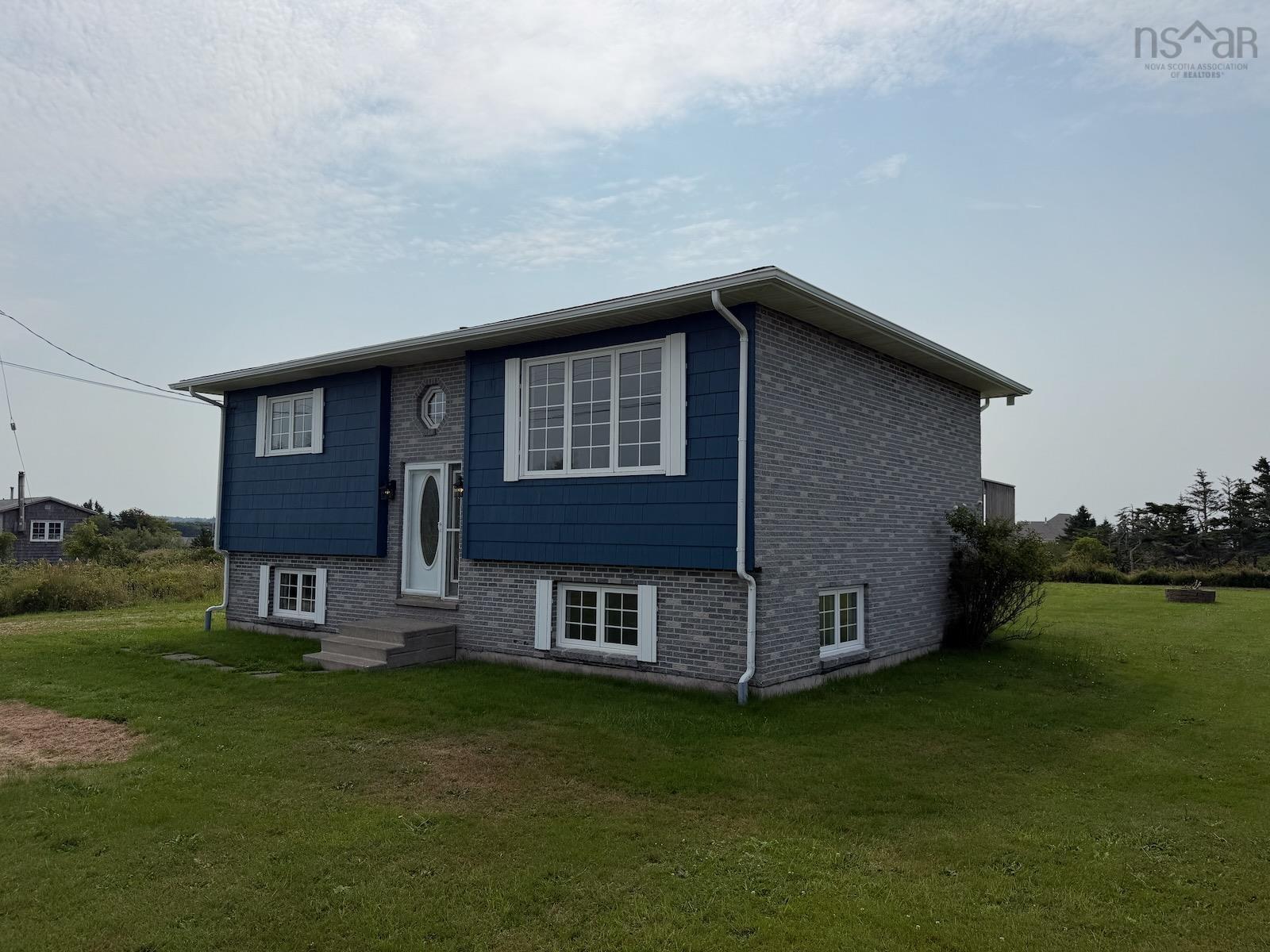 $319,900.00: 37 Chegoggin Point Road, Pembroke