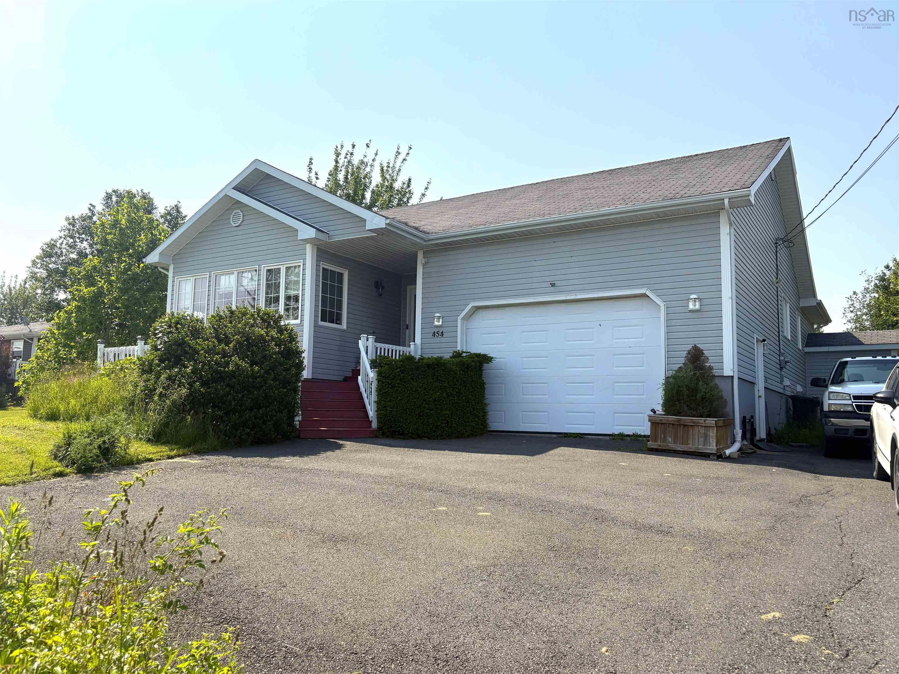 $589,000.00: 454 HILLSIDE BOULARDERIE Road, Groves Point