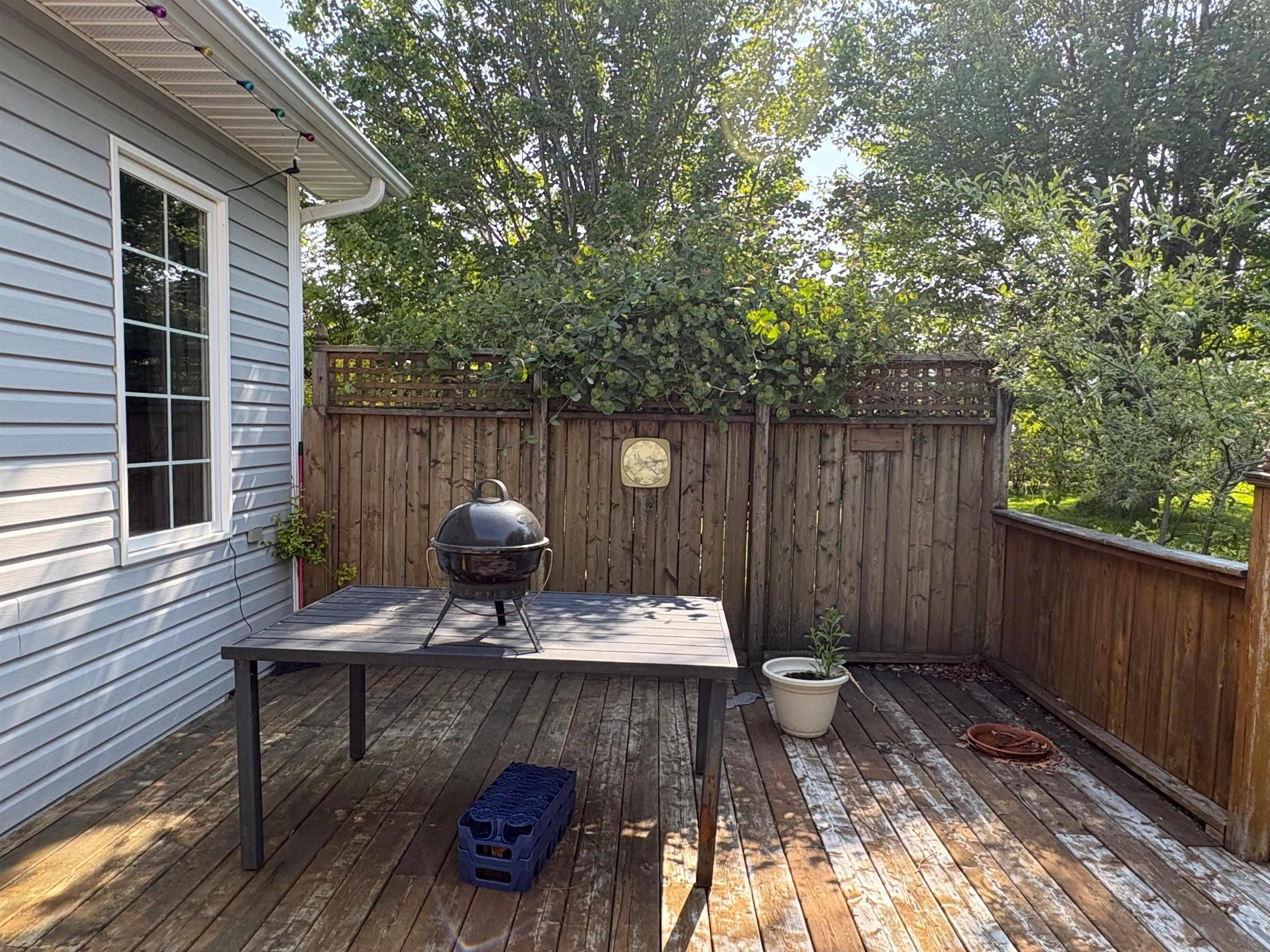 $589,000.00: 454 HILLSIDE BOULARDERIE Road, Groves Point