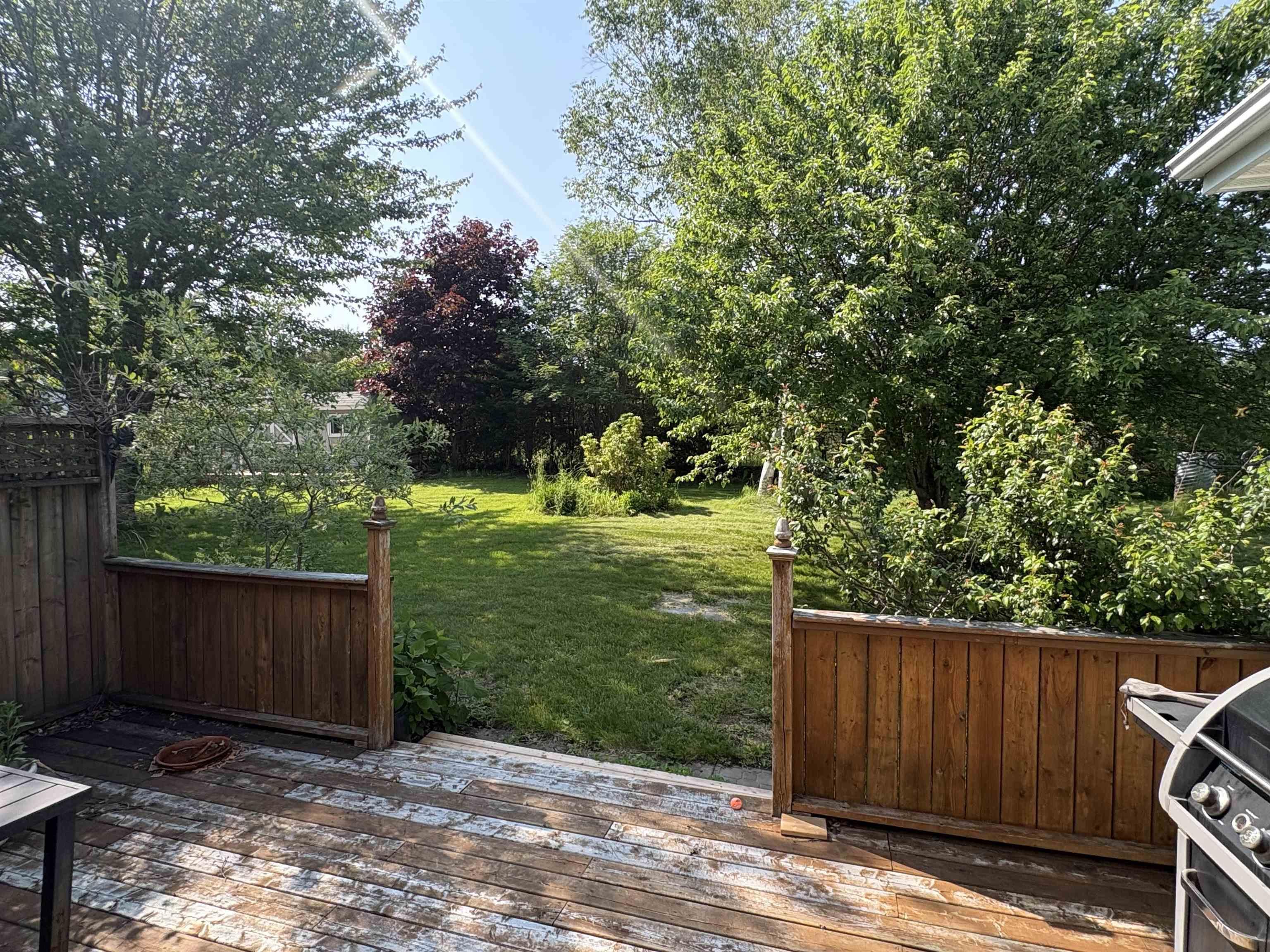 $589,000.00: 454 HILLSIDE BOULARDERIE Road, Groves Point