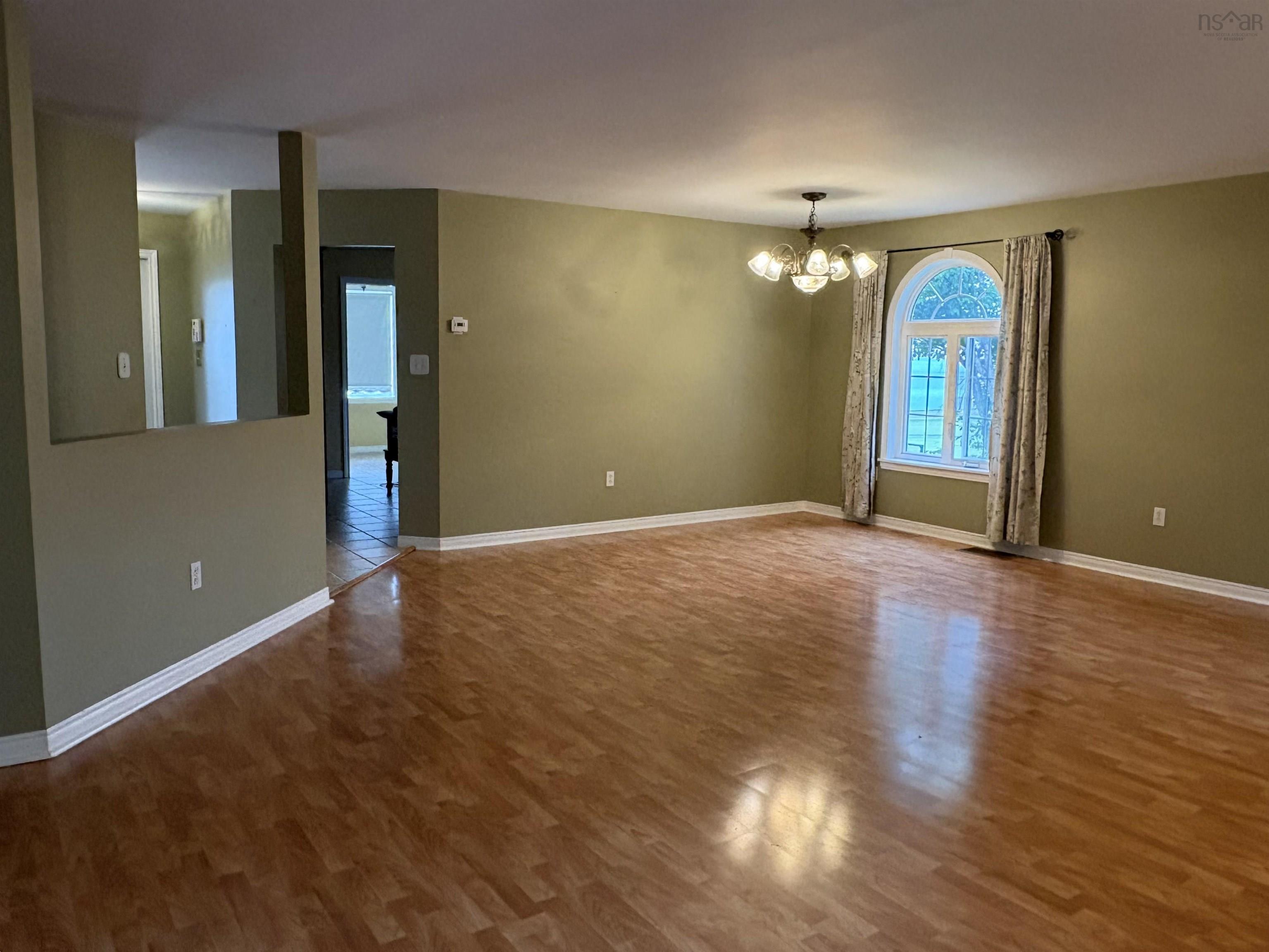 $589,000.00: 454 HILLSIDE BOULARDERIE Road, Groves Point