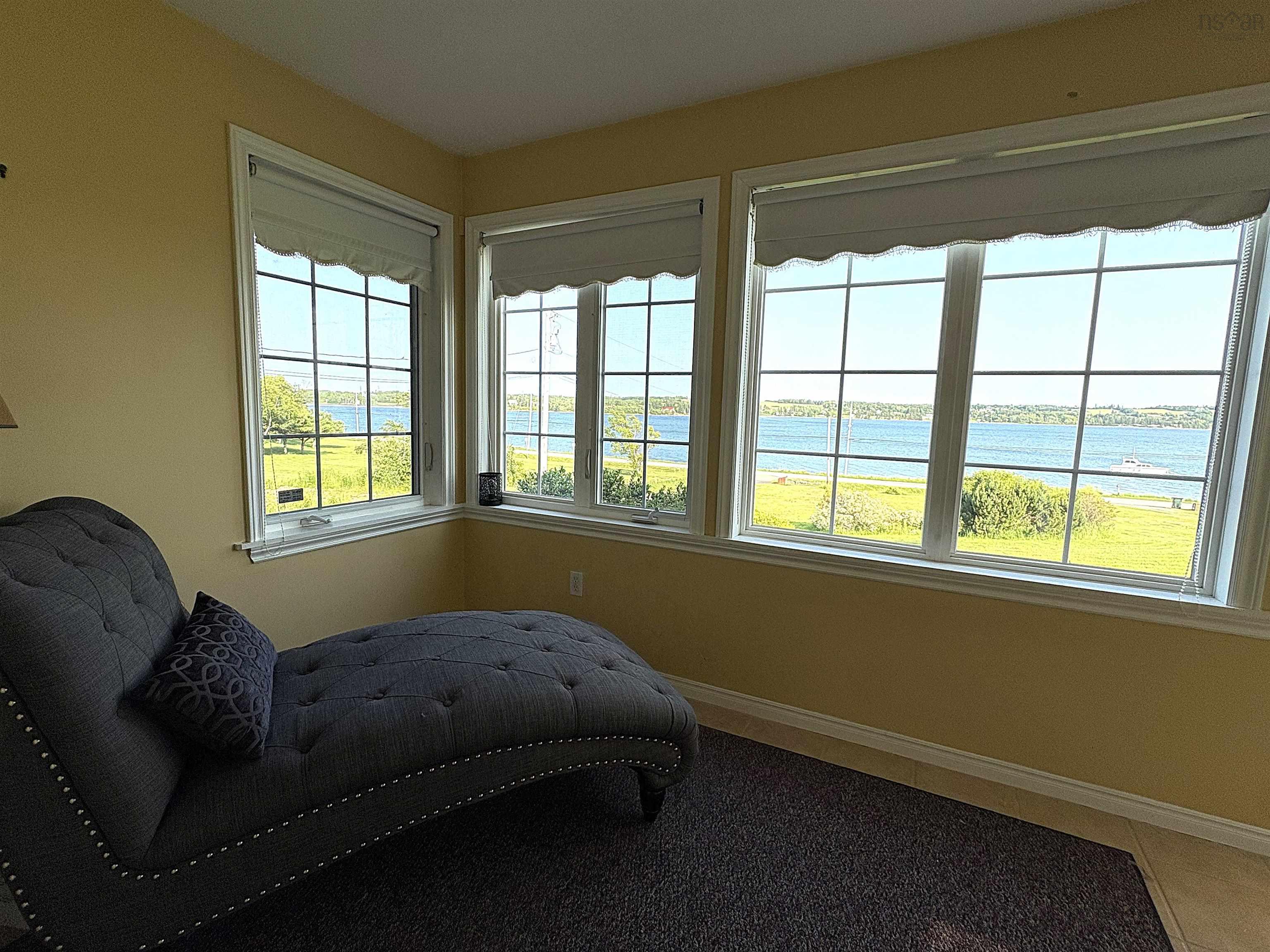 $589,000.00: 454 HILLSIDE BOULARDERIE Road, Groves Point