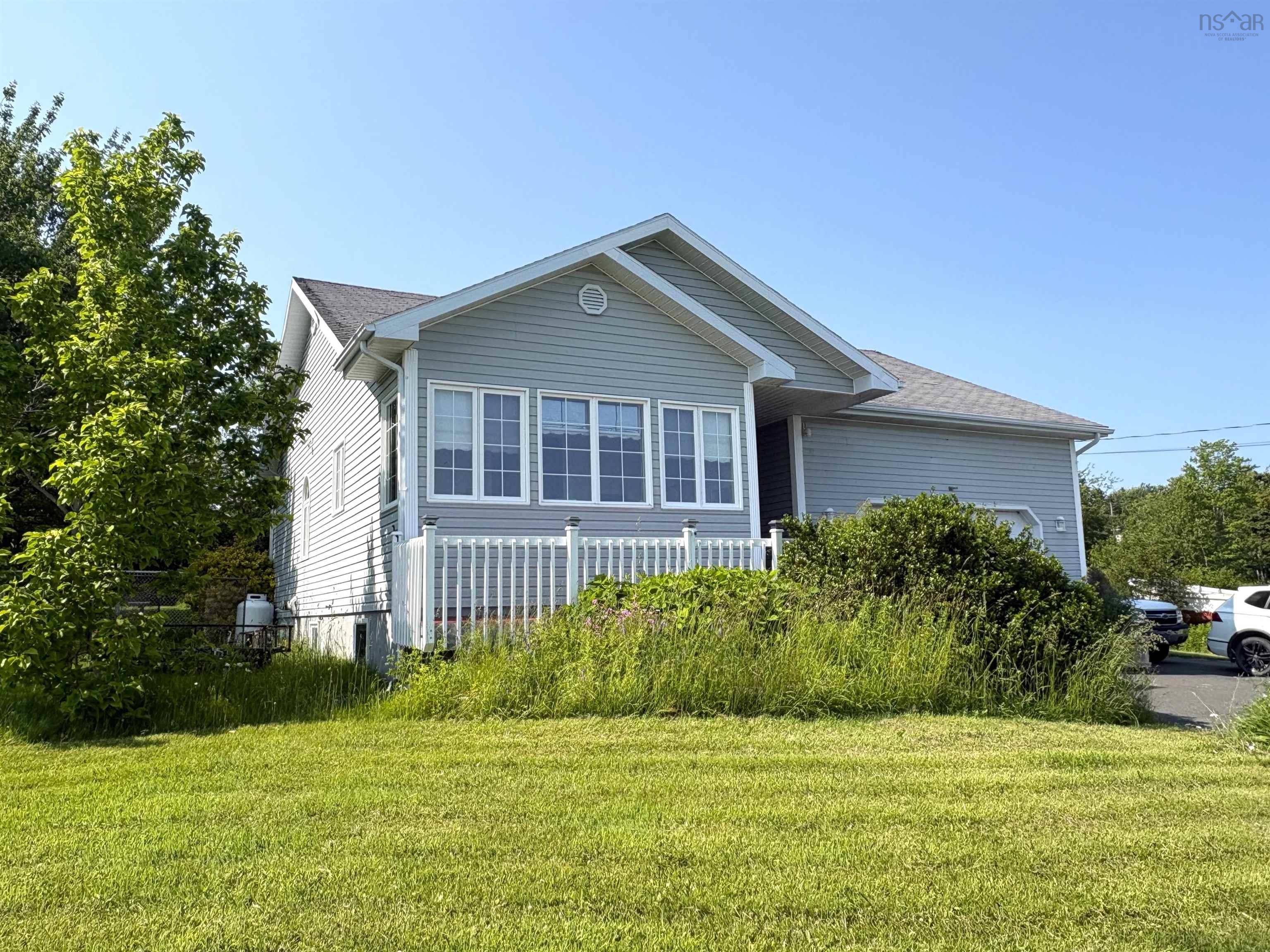 $589,000.00: 454 HILLSIDE BOULARDERIE Road, Groves Point