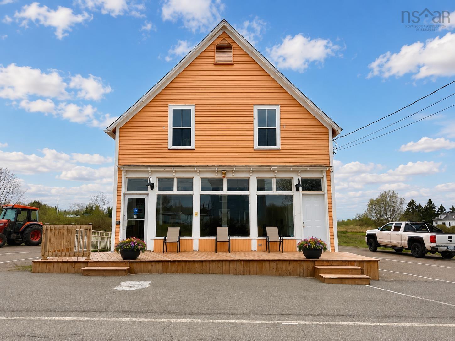 $199,900.00: 152 Main Street, Joggins