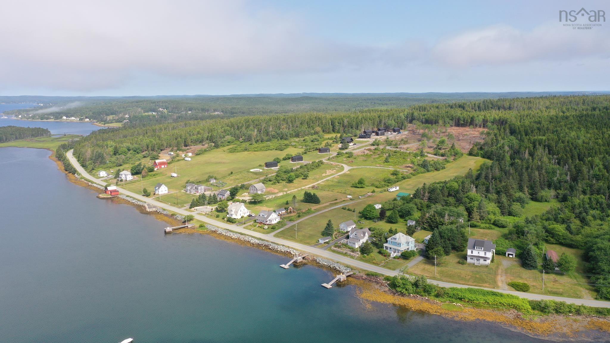$199,000.00: 2 Highway 332, Riverport