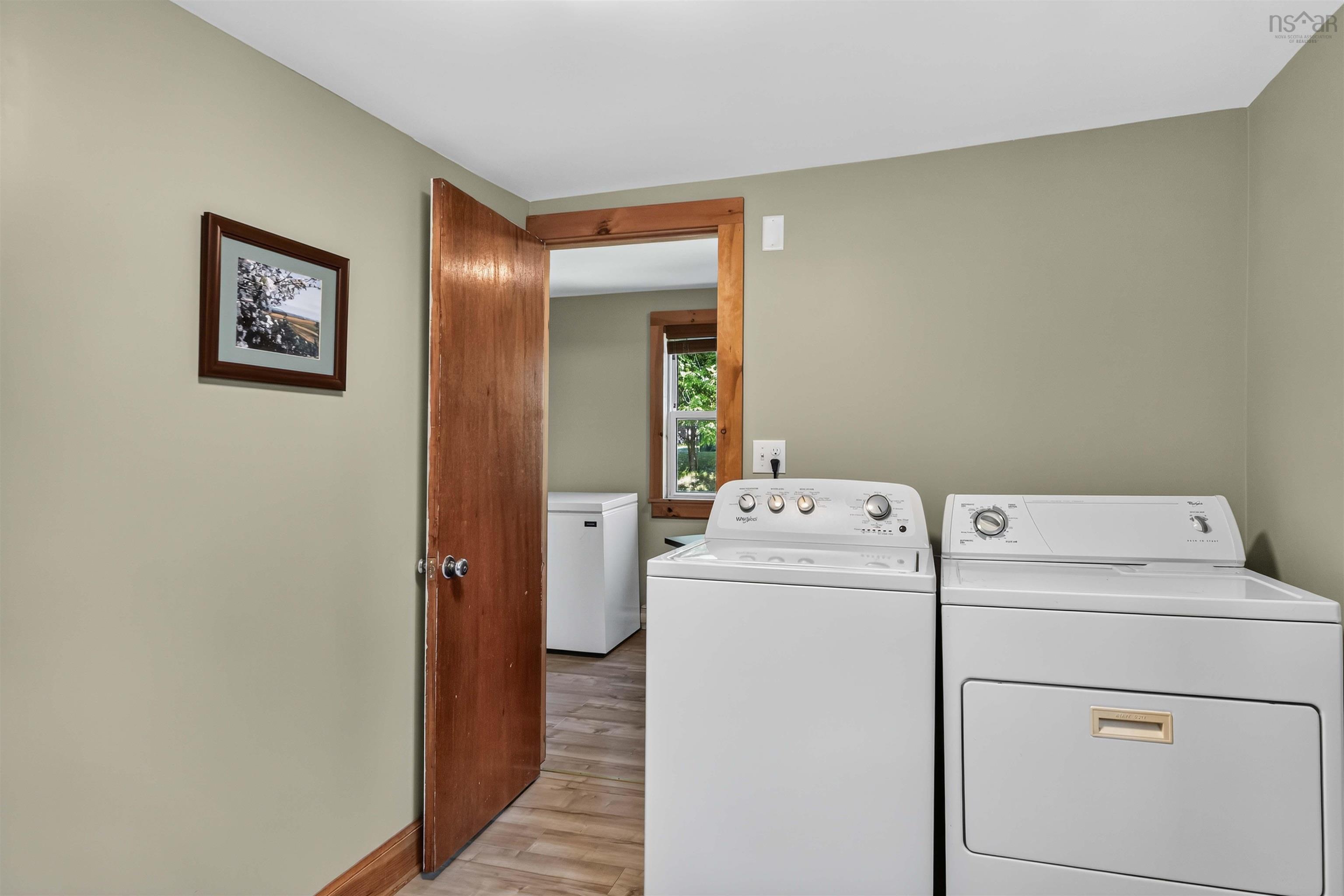 $374,900.00: 14077 Highway 1, Hants Border