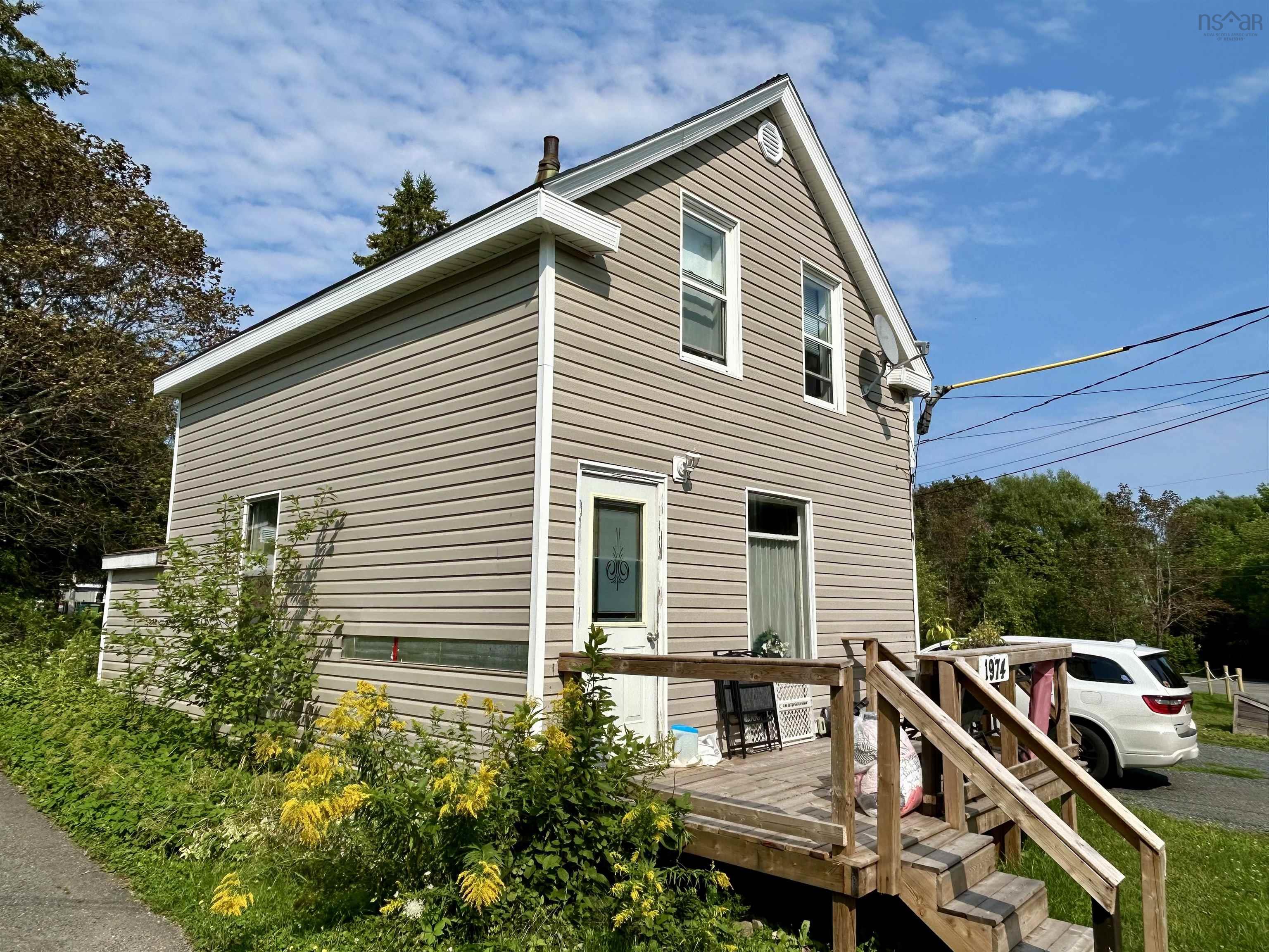 $175,000.00: 1974 College Street, Westville