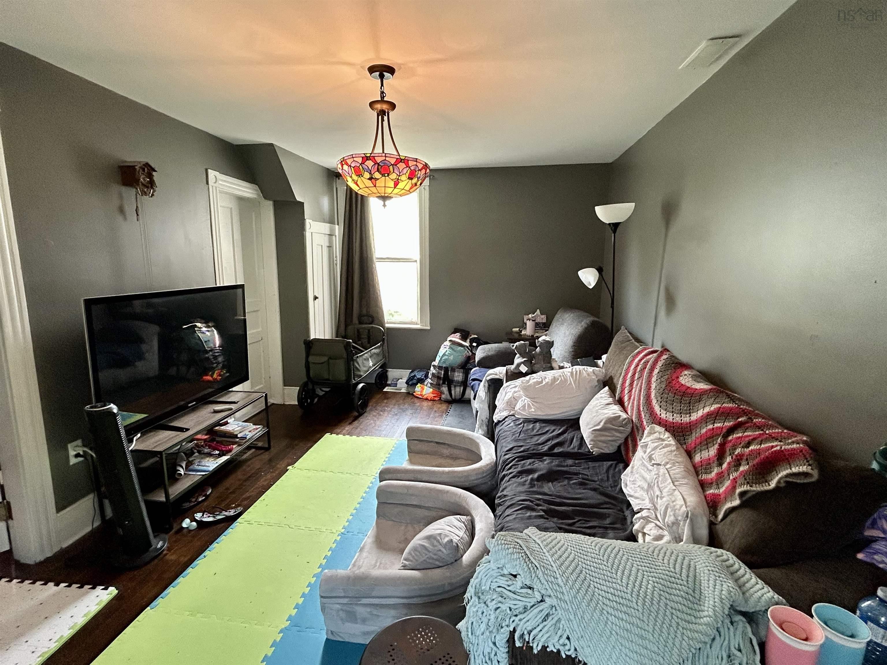 $175,000.00: 1974 College Street, Westville