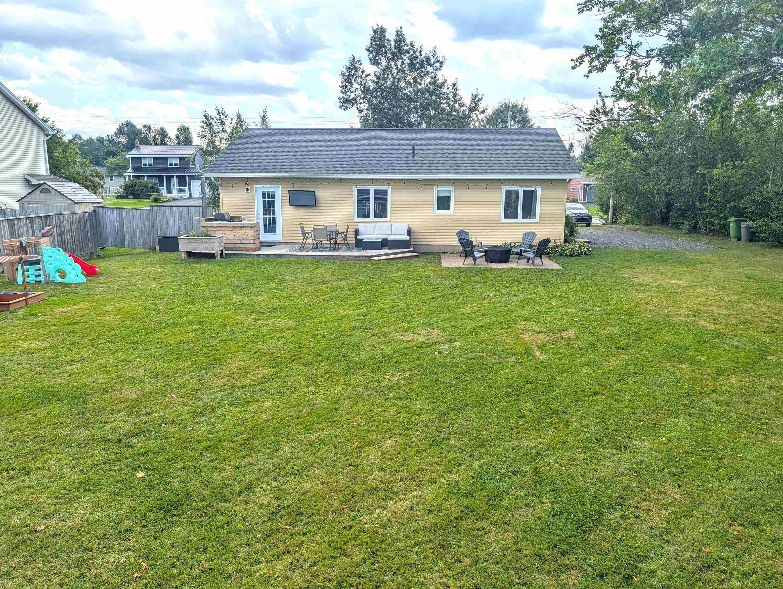$424,000.00: 936 Scott Drive, North Kentville