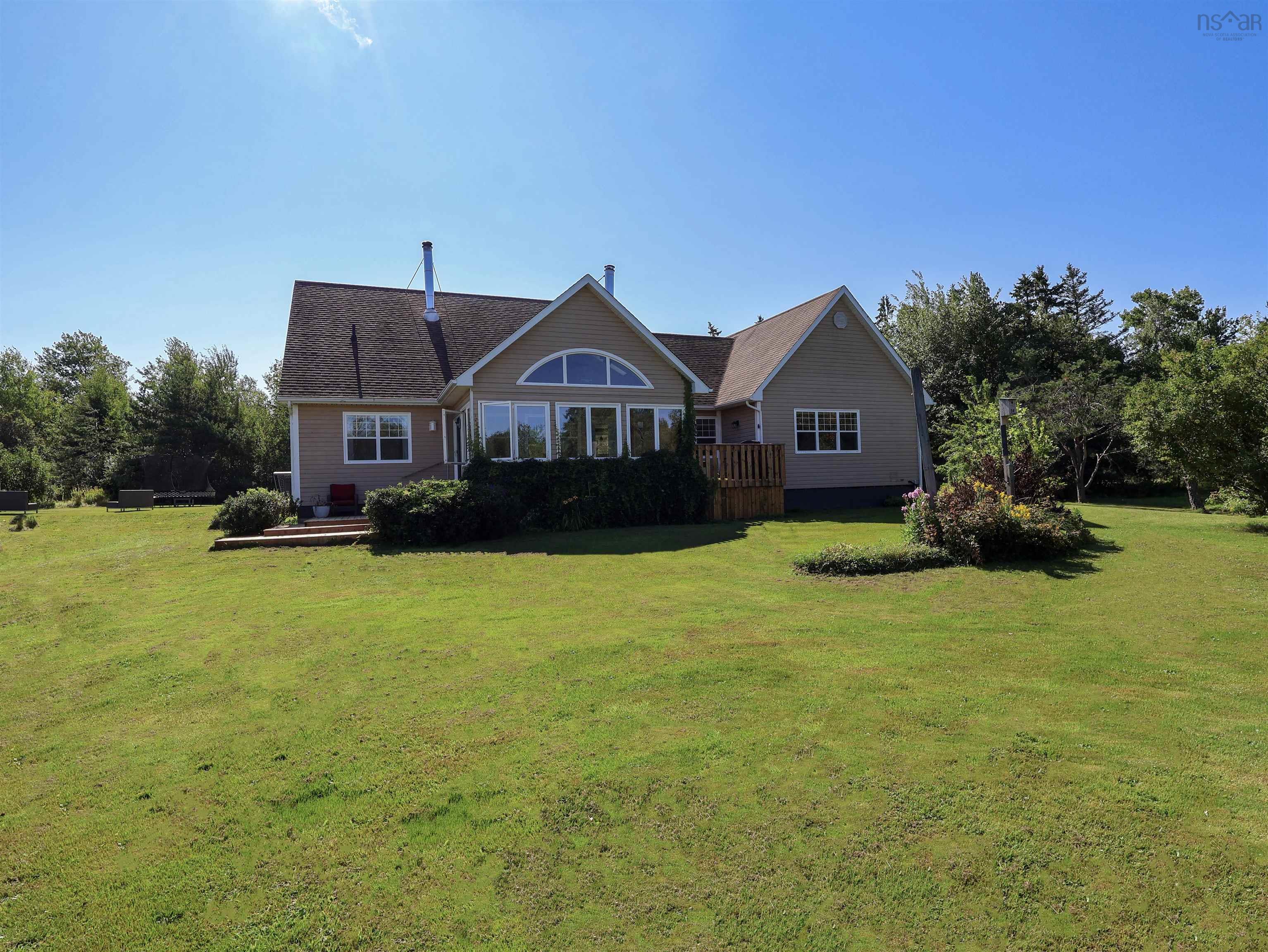 $599,900.00: 223 Highway 366, Tyndal Road