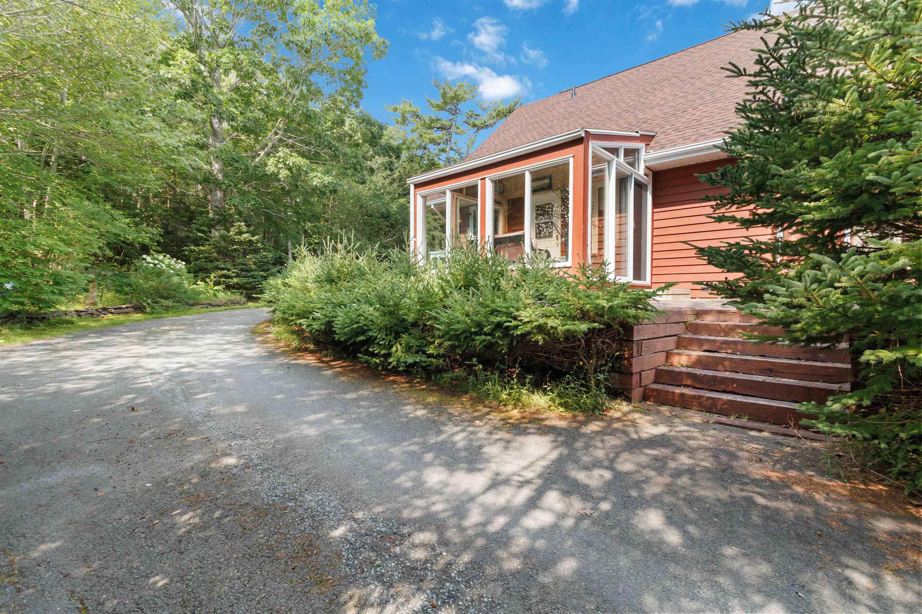 $589,000.00: 1558 Highway 329, Birchy Head