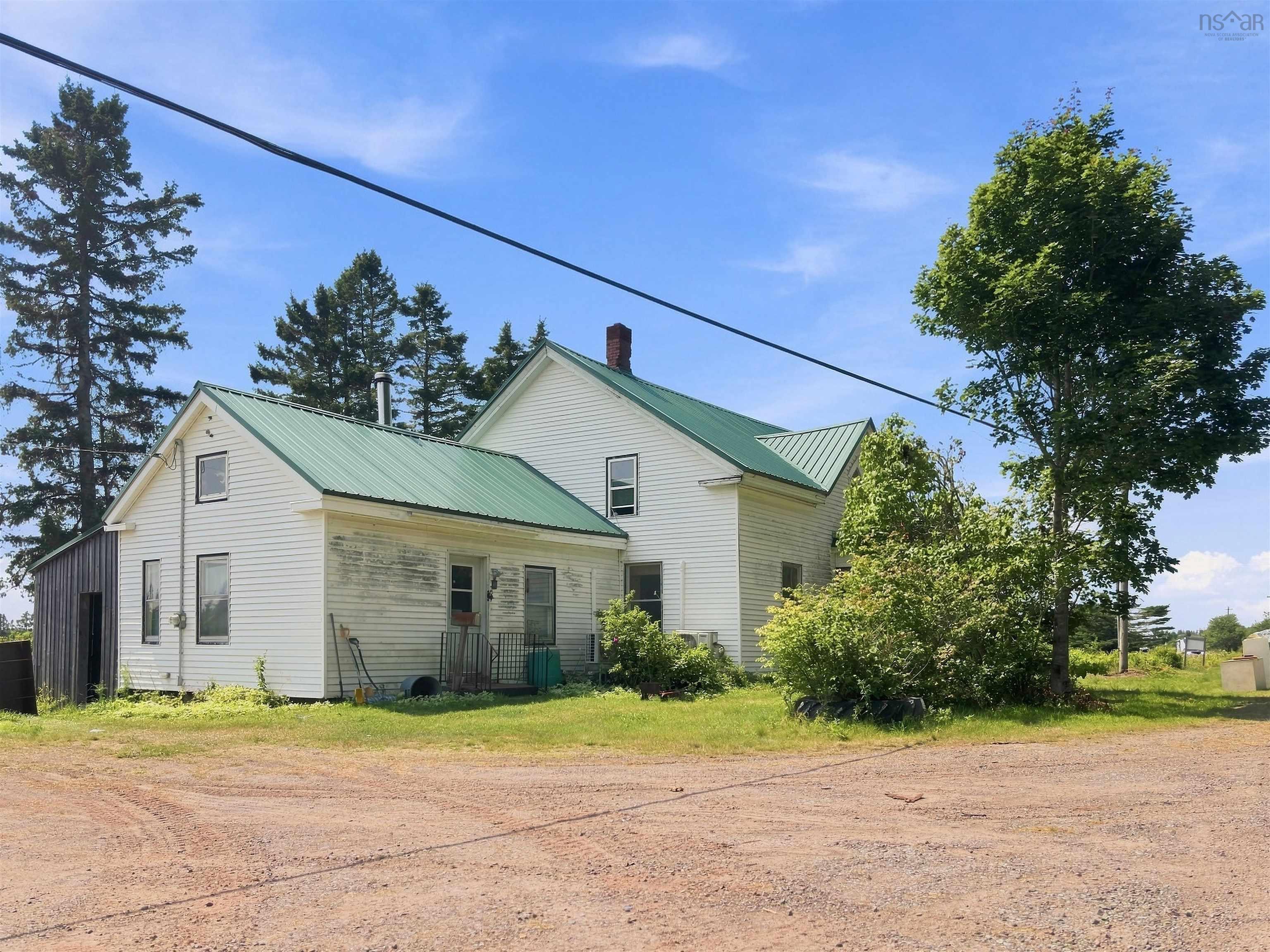 $179,900.00: 10834 209 Highway, Wharton