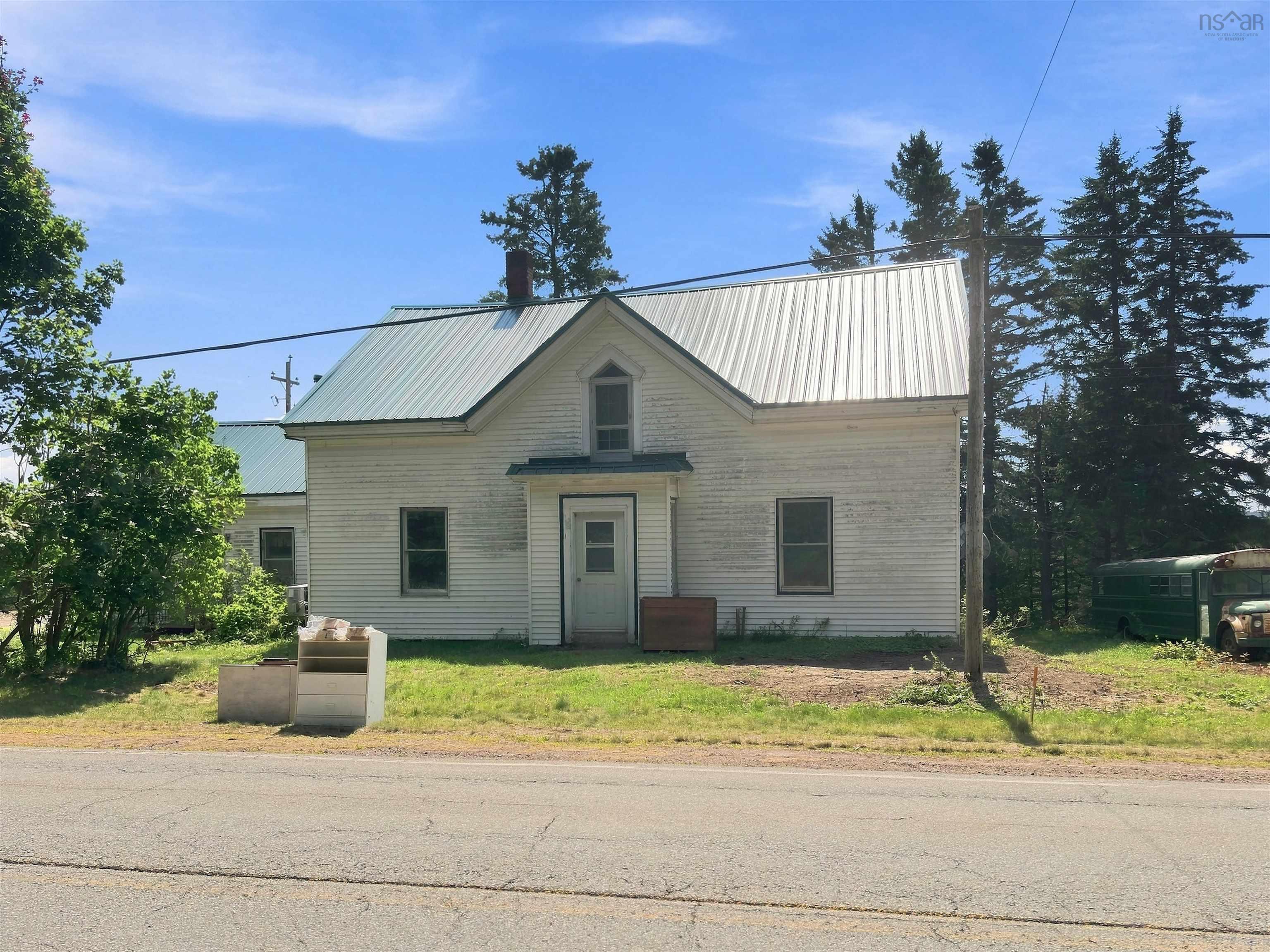 $179,900.00: 10834 209 Highway, Wharton