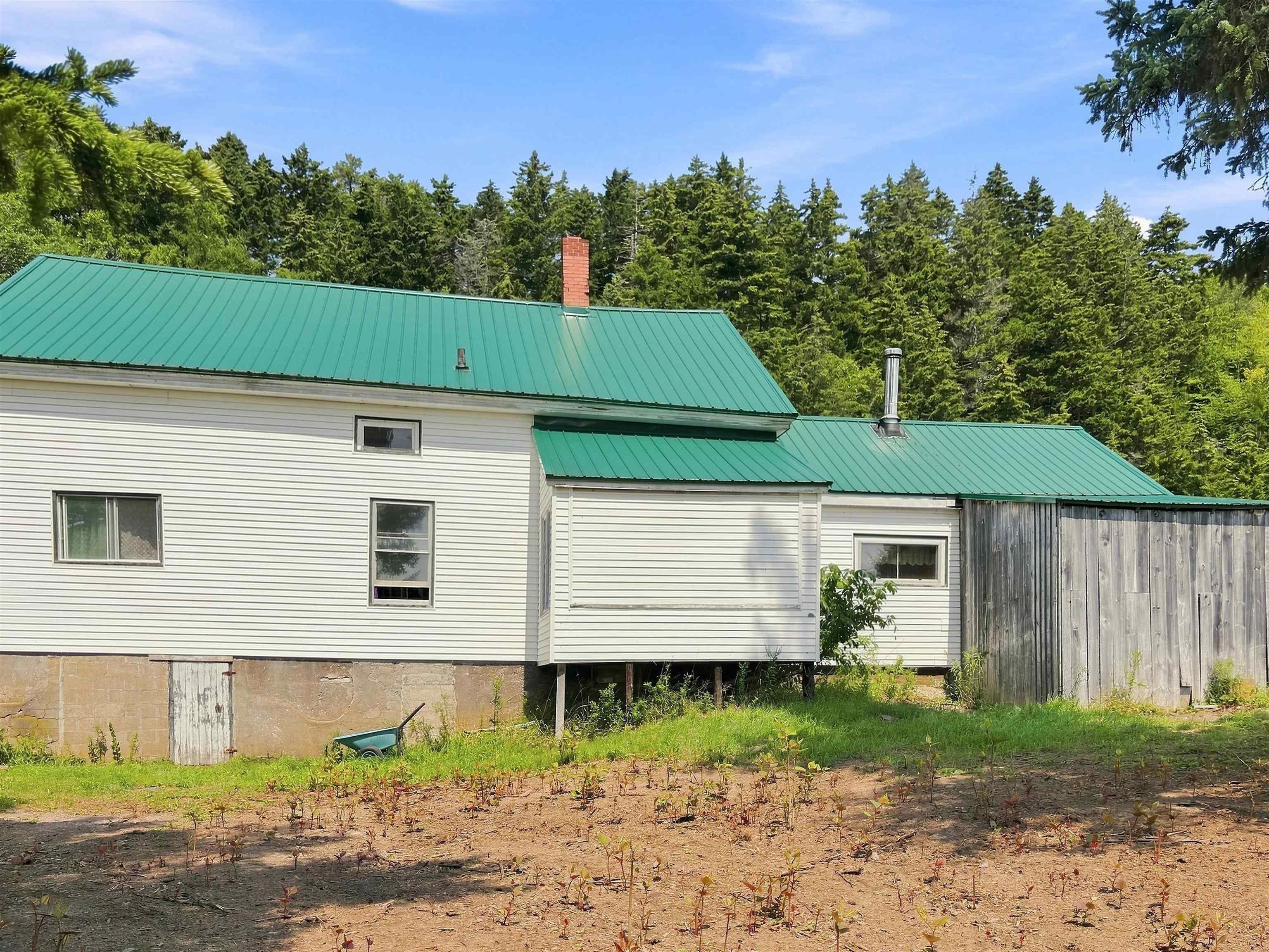 $179,900.00: 10834 209 Highway, Wharton