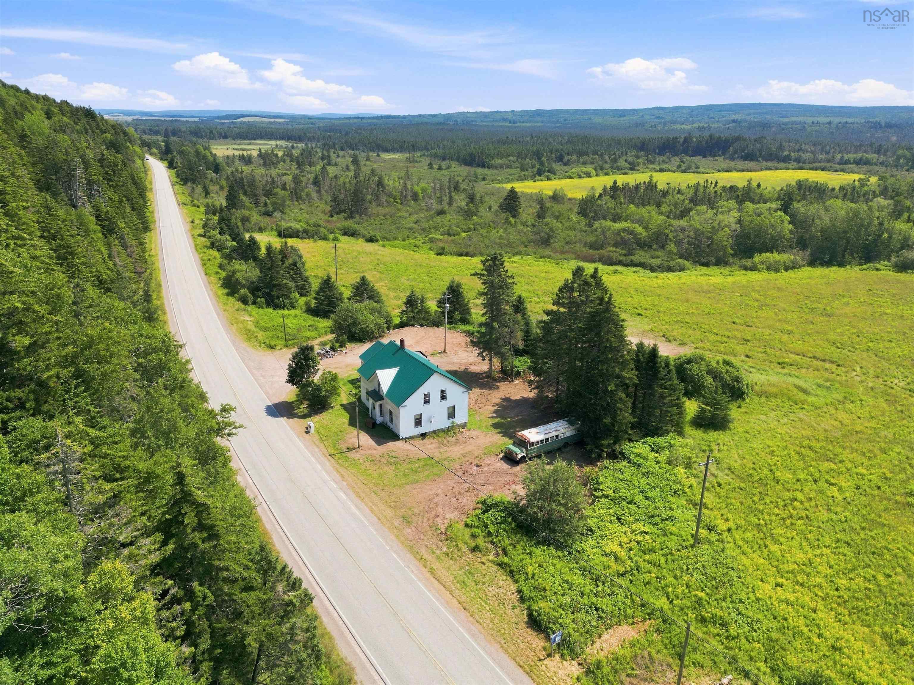 $179,900.00: 10834 209 Highway, Wharton
