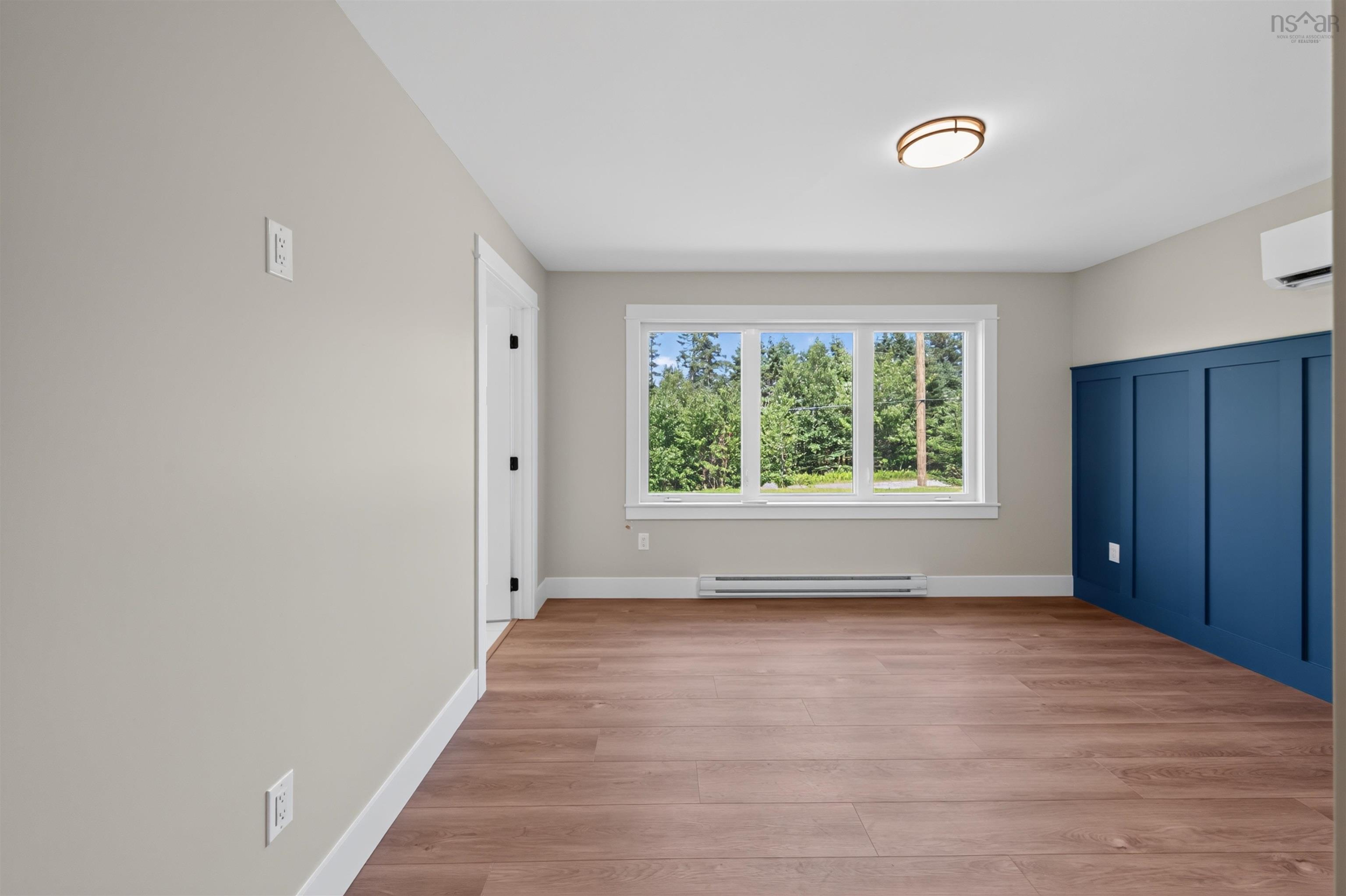 $529,900.00: 10546 Highway 7 Highway E, Oyster Pond