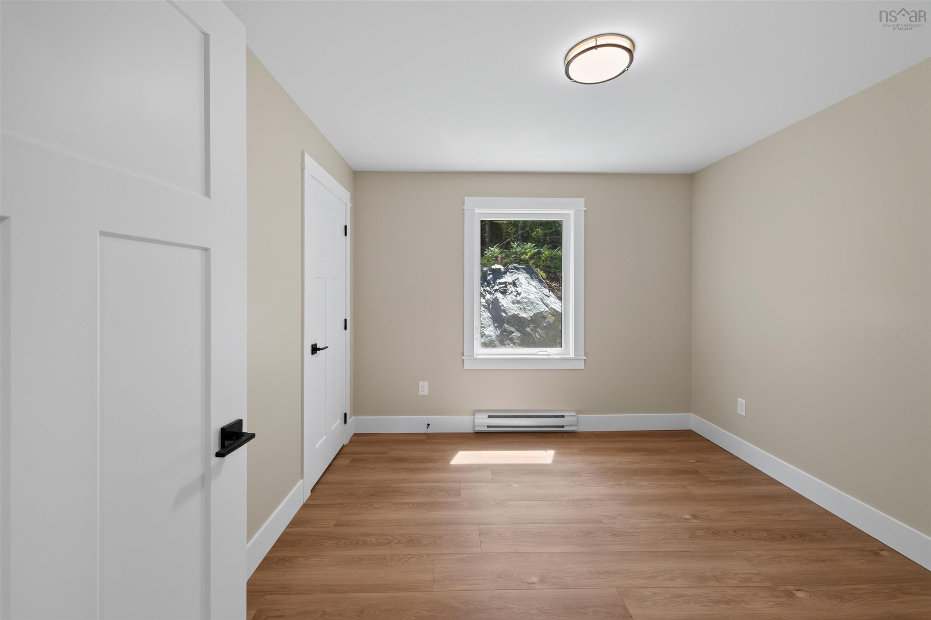 $529,900.00: 10546 Highway 7 Highway E, Oyster Pond