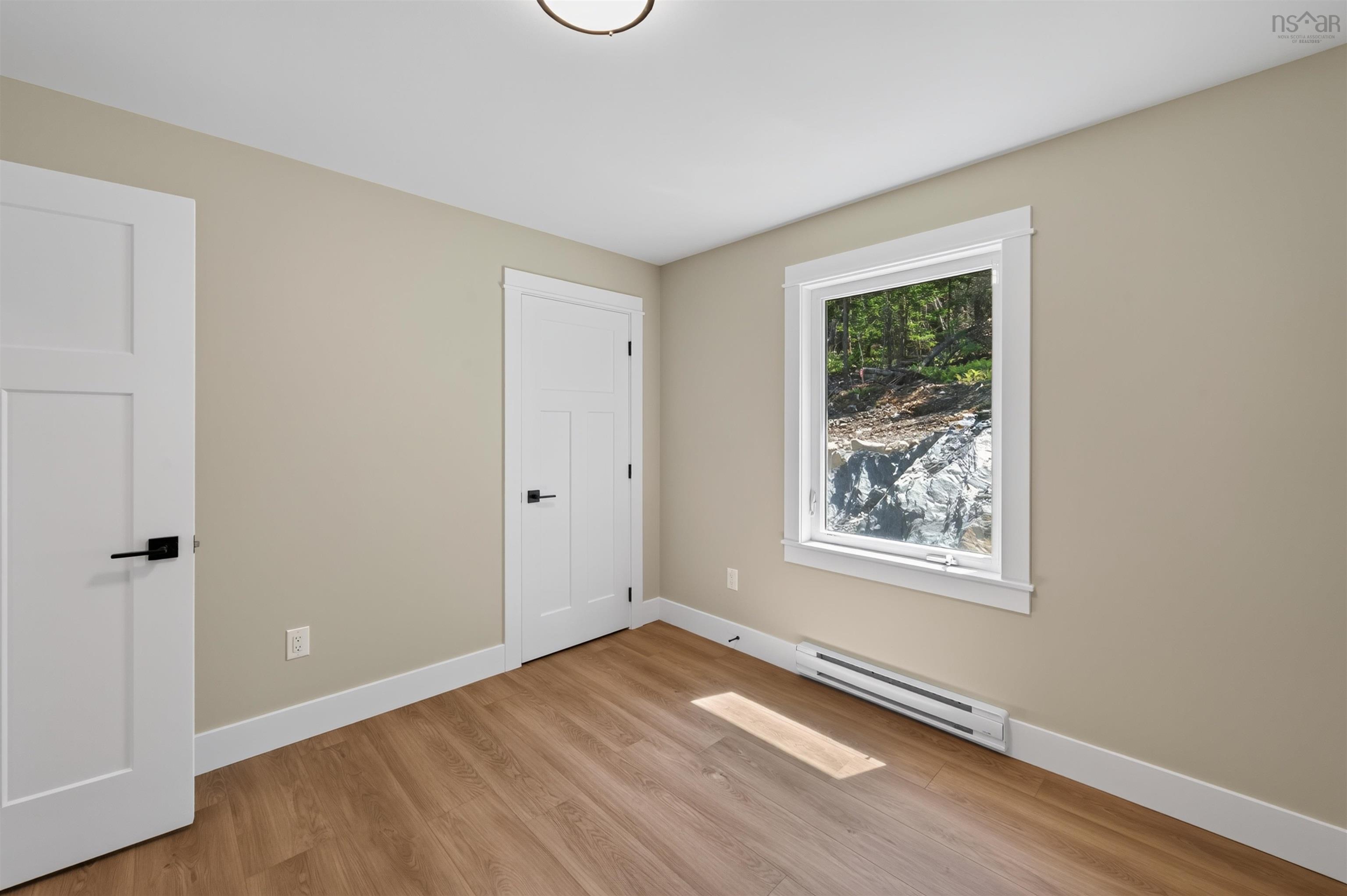 $529,900.00: 10546 Highway 7 Highway E, Oyster Pond