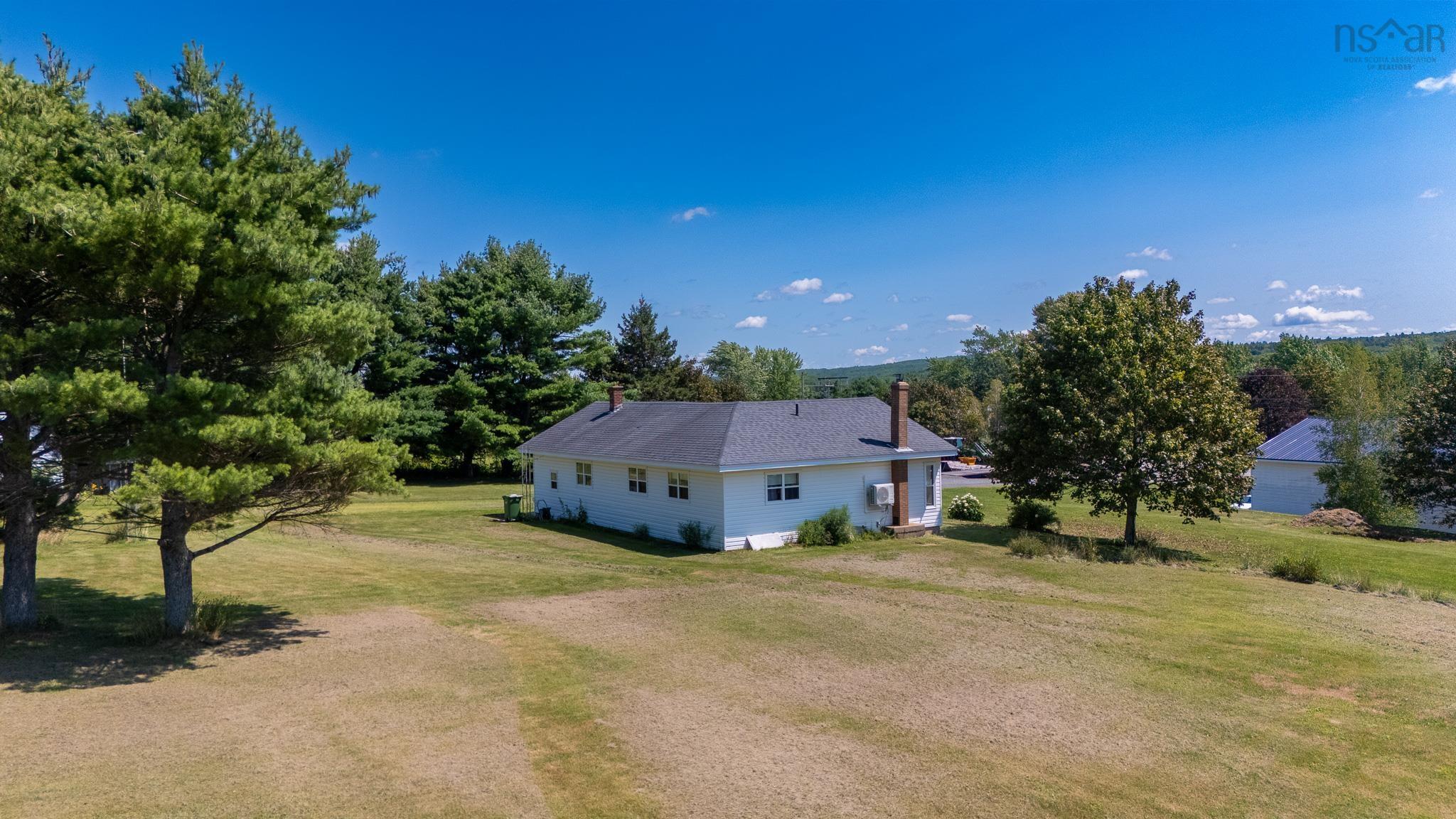 $339,900.00: 6055 Highway 12, North Alton