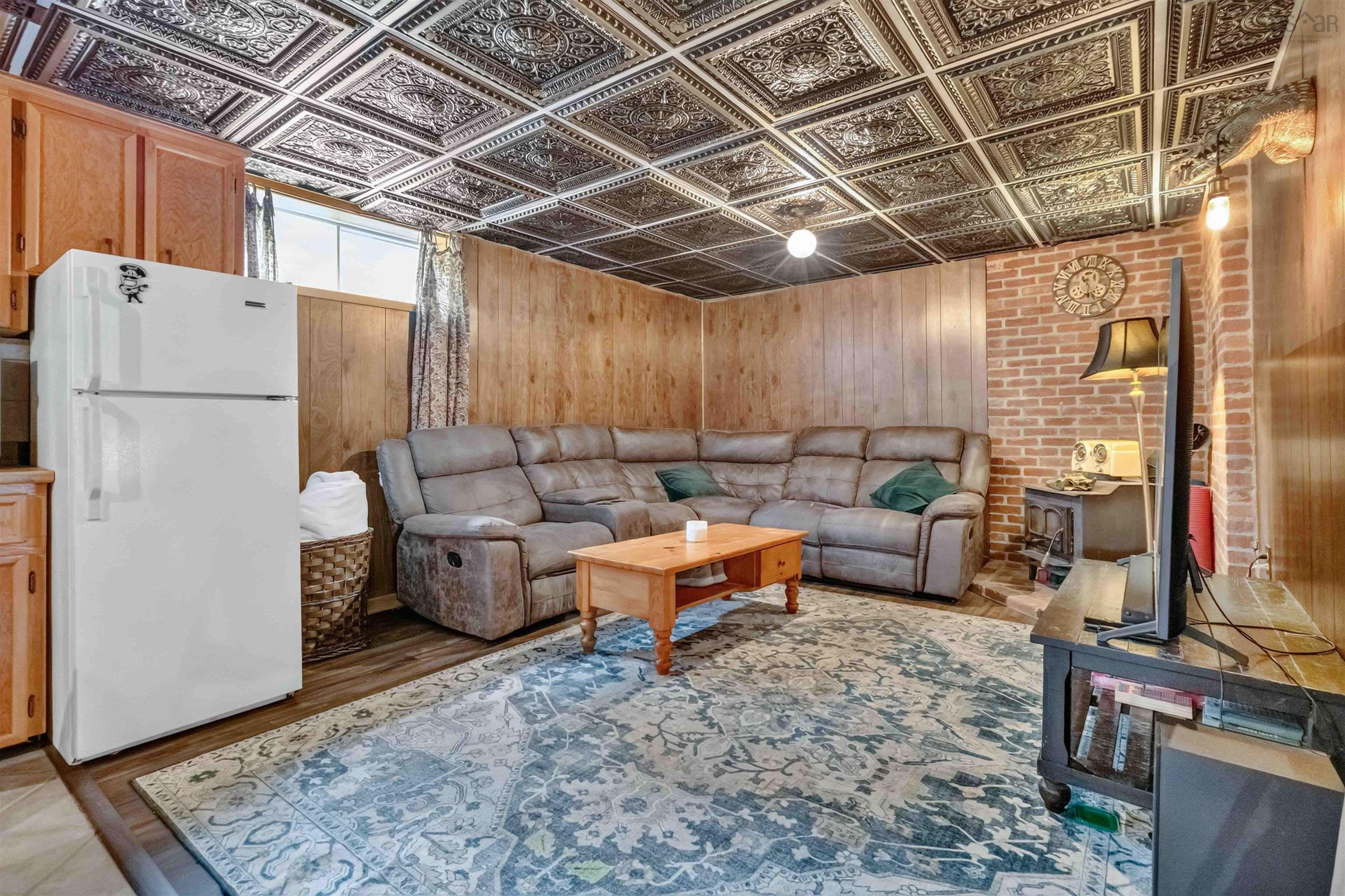 $399,900.00: 7251 Highway 3, Martins River