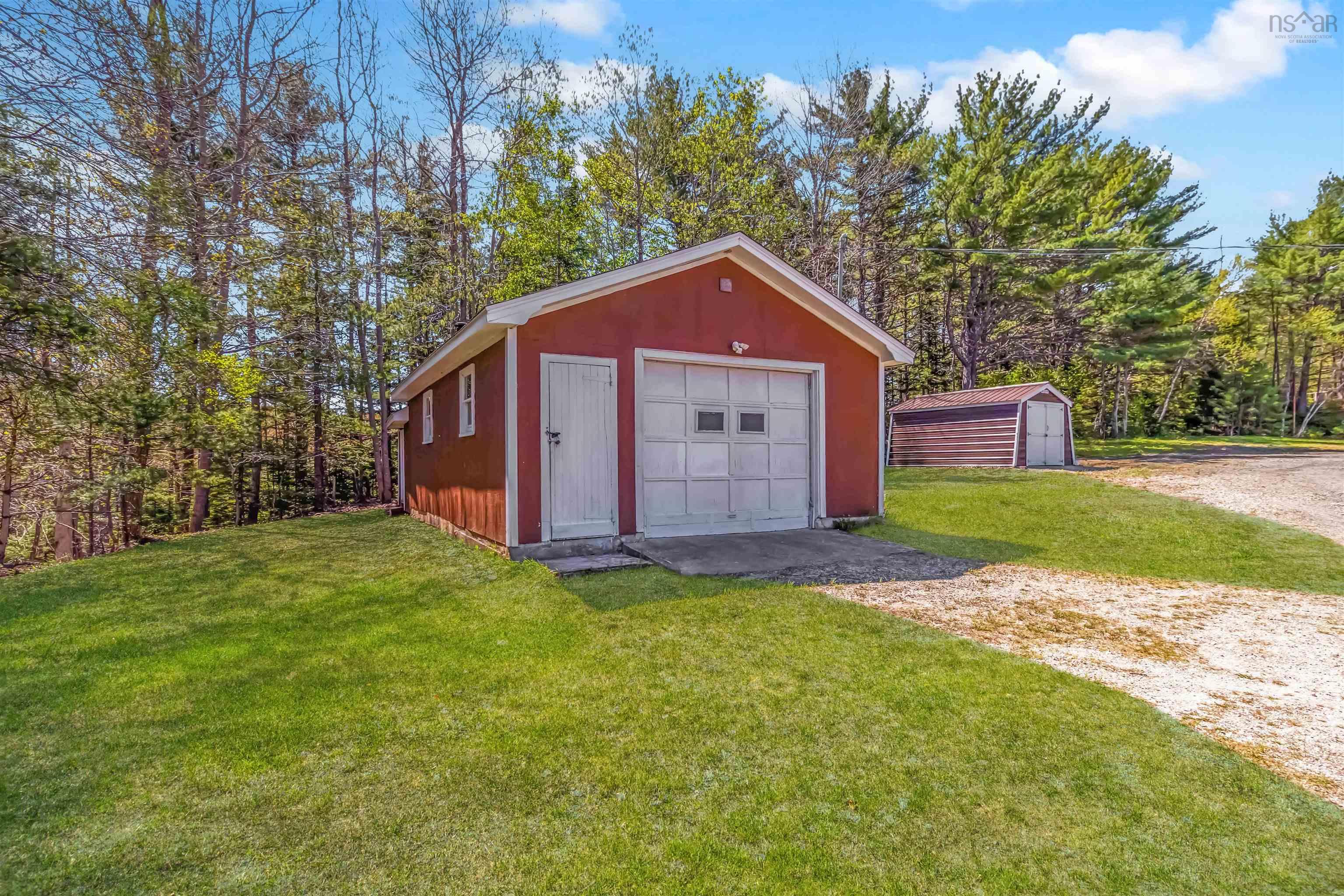 $399,900.00: 7251 Highway 3, Martins River
