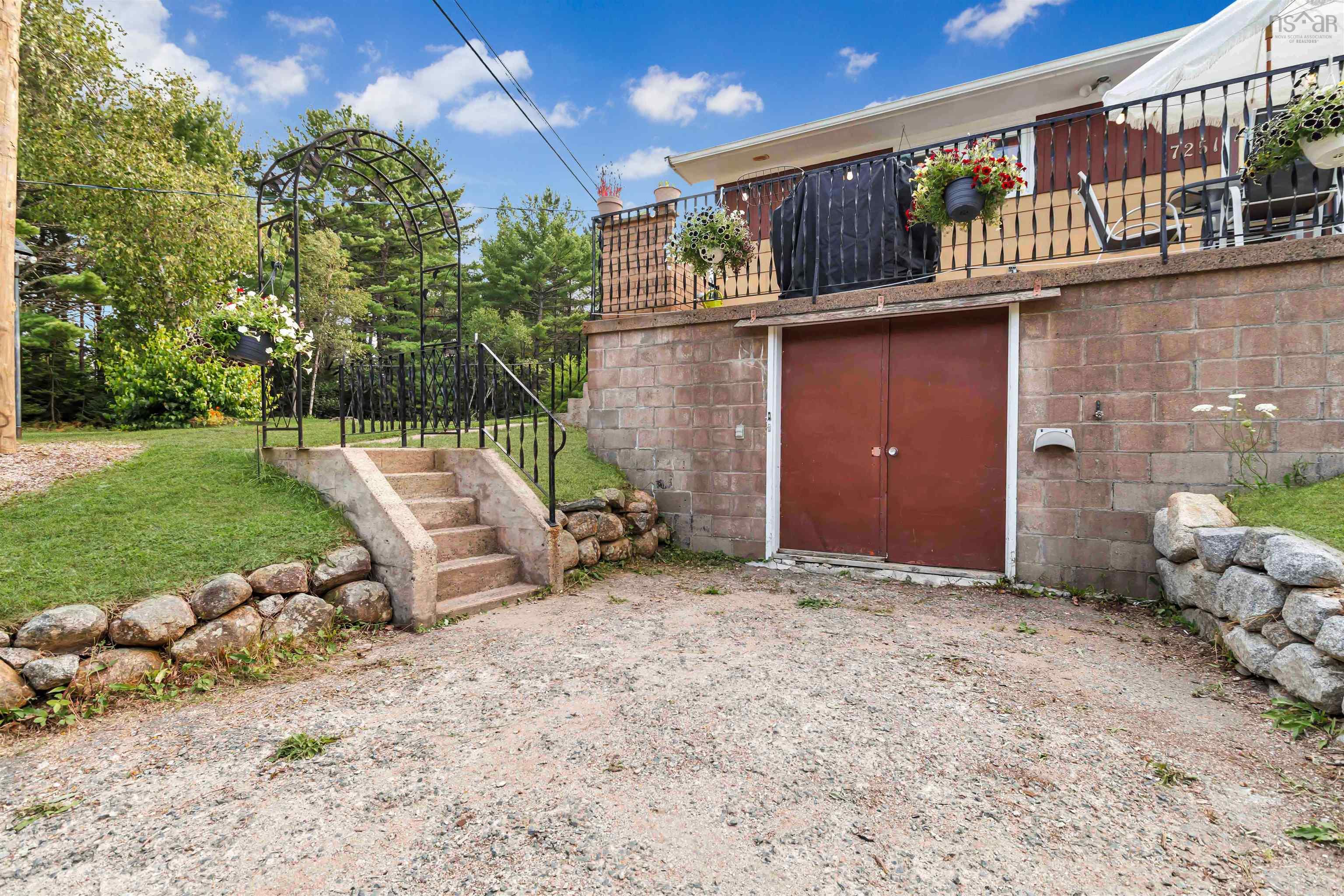 $399,900.00: 7251 Highway 3, Martins River