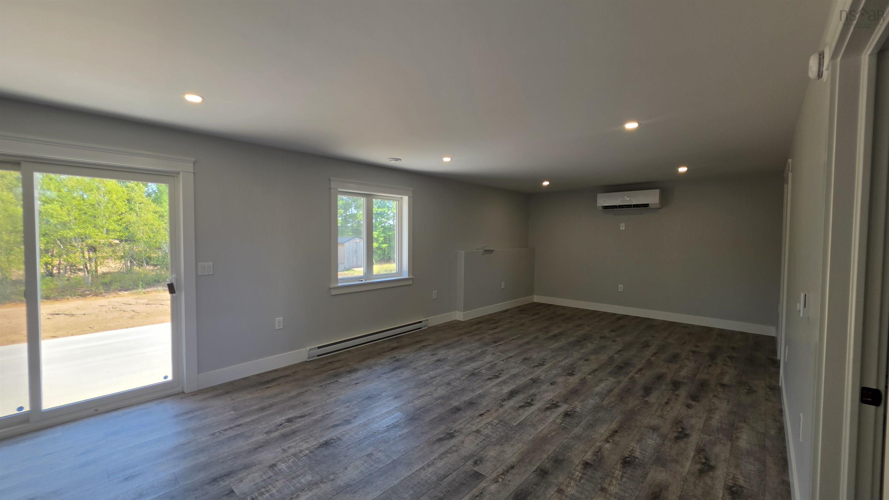 $593,000.00: 10 Acorn Lane, Kingston