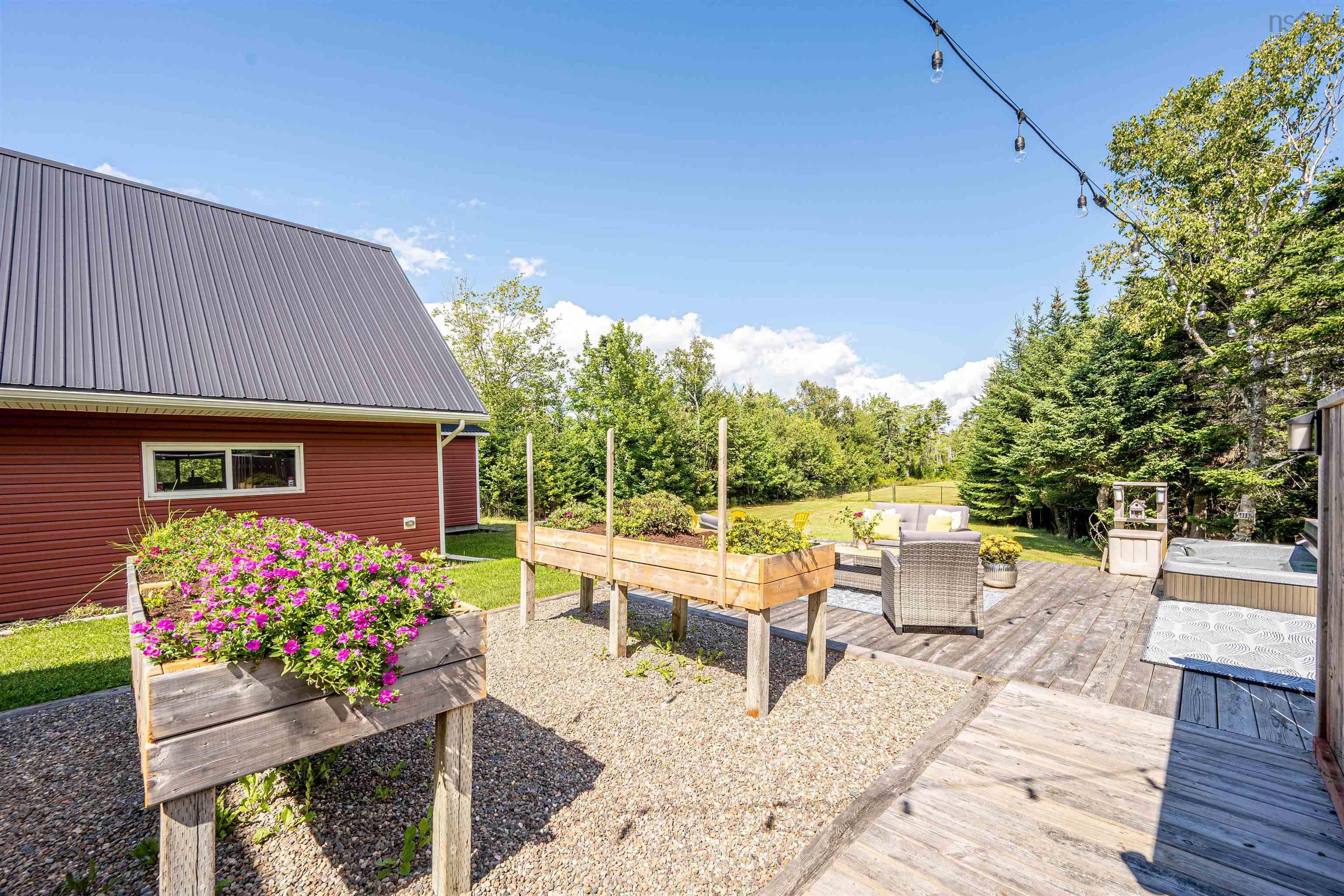 $975,900.00: 124 Murray Road, Eastern Passage