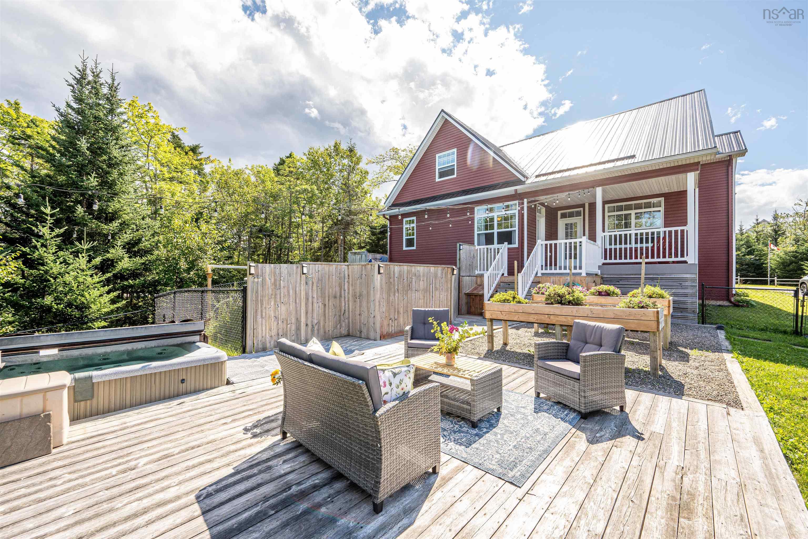 $975,900.00: 124 Murray Road, Eastern Passage