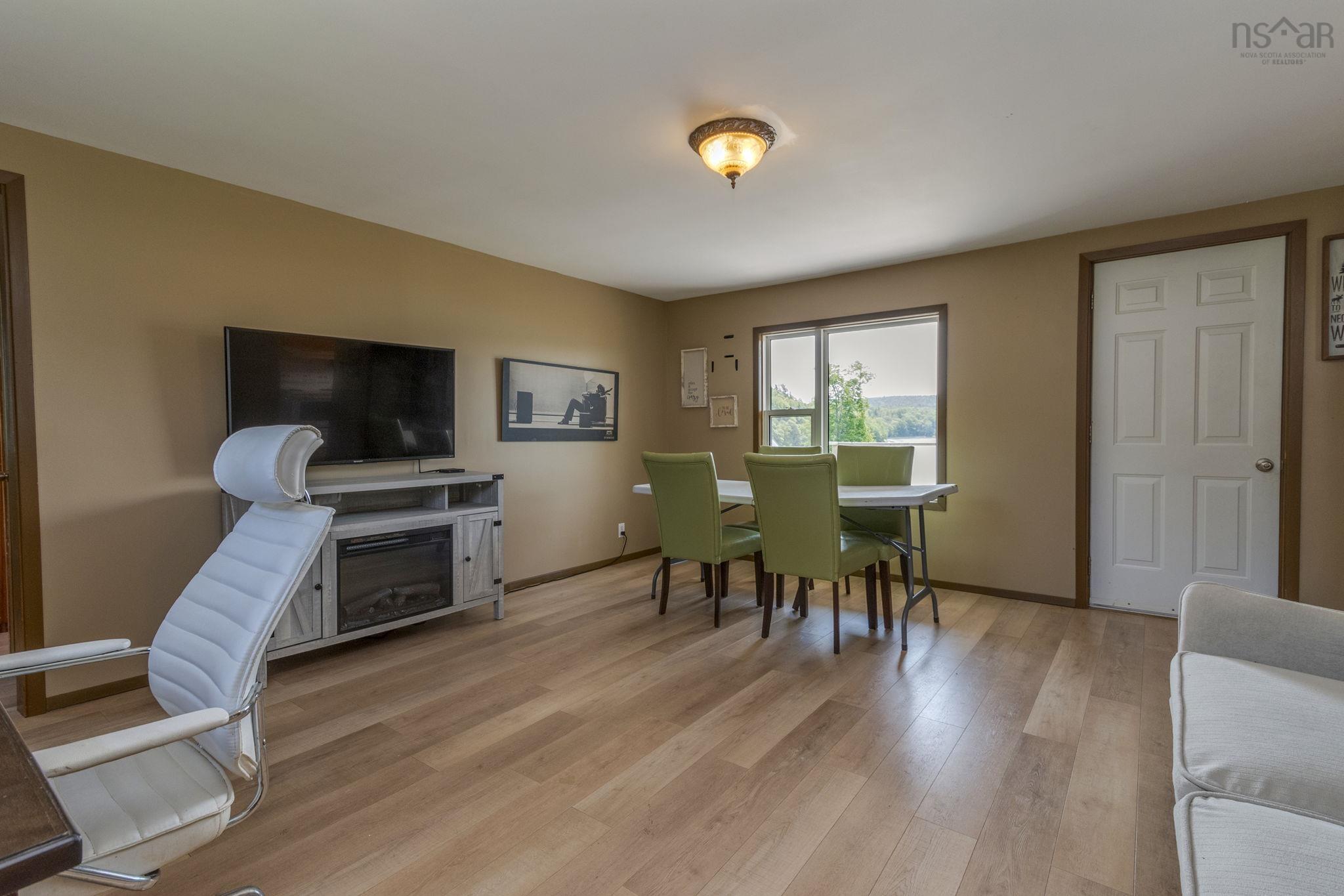 $430,000.00: 11703 Highway#7 Highway, Aspen