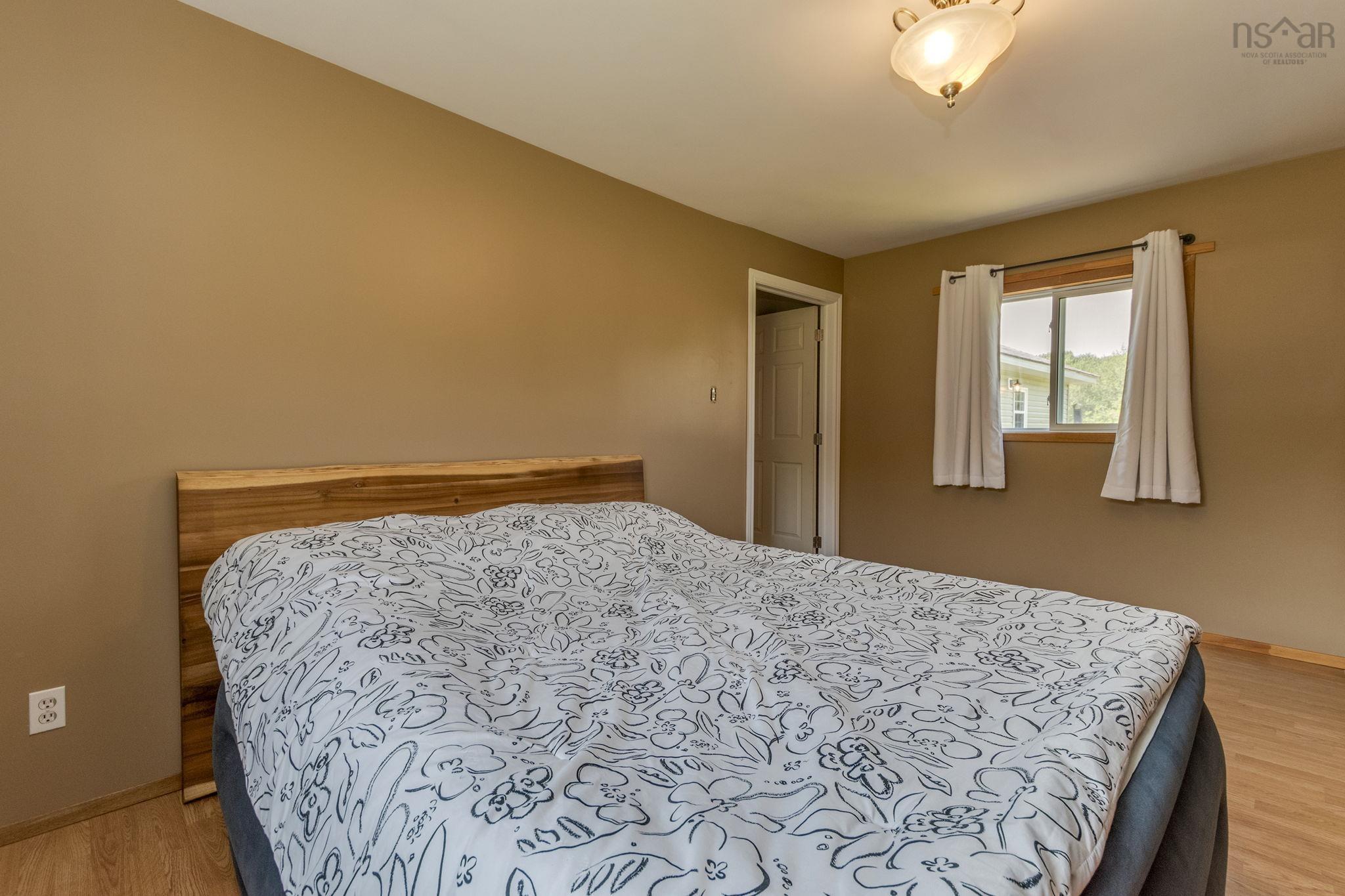 $430,000.00: 11703 Highway#7 Highway, Aspen