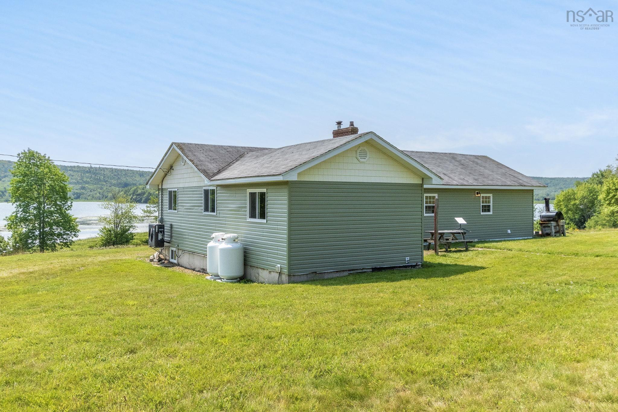 $430,000.00: 11703 Highway#7 Highway, Aspen