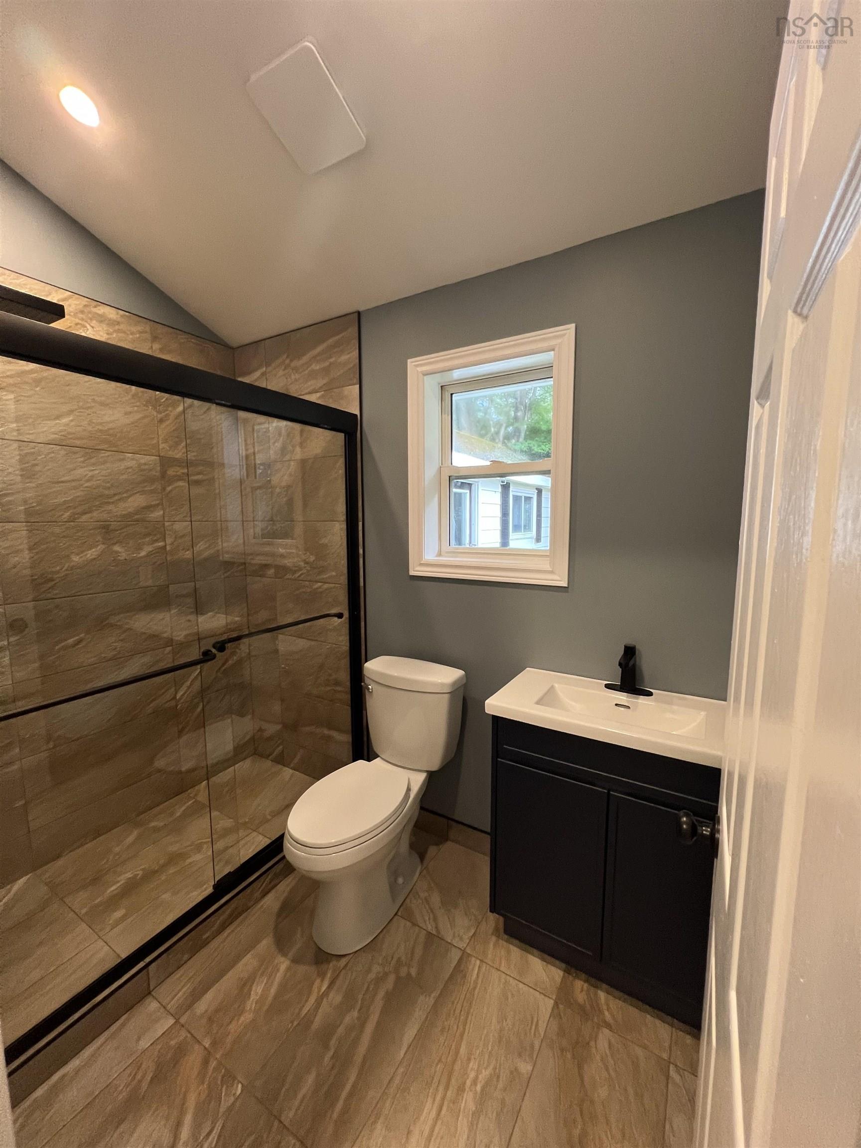 $395,000.00: 86 Tideview Drive, Lower Truro