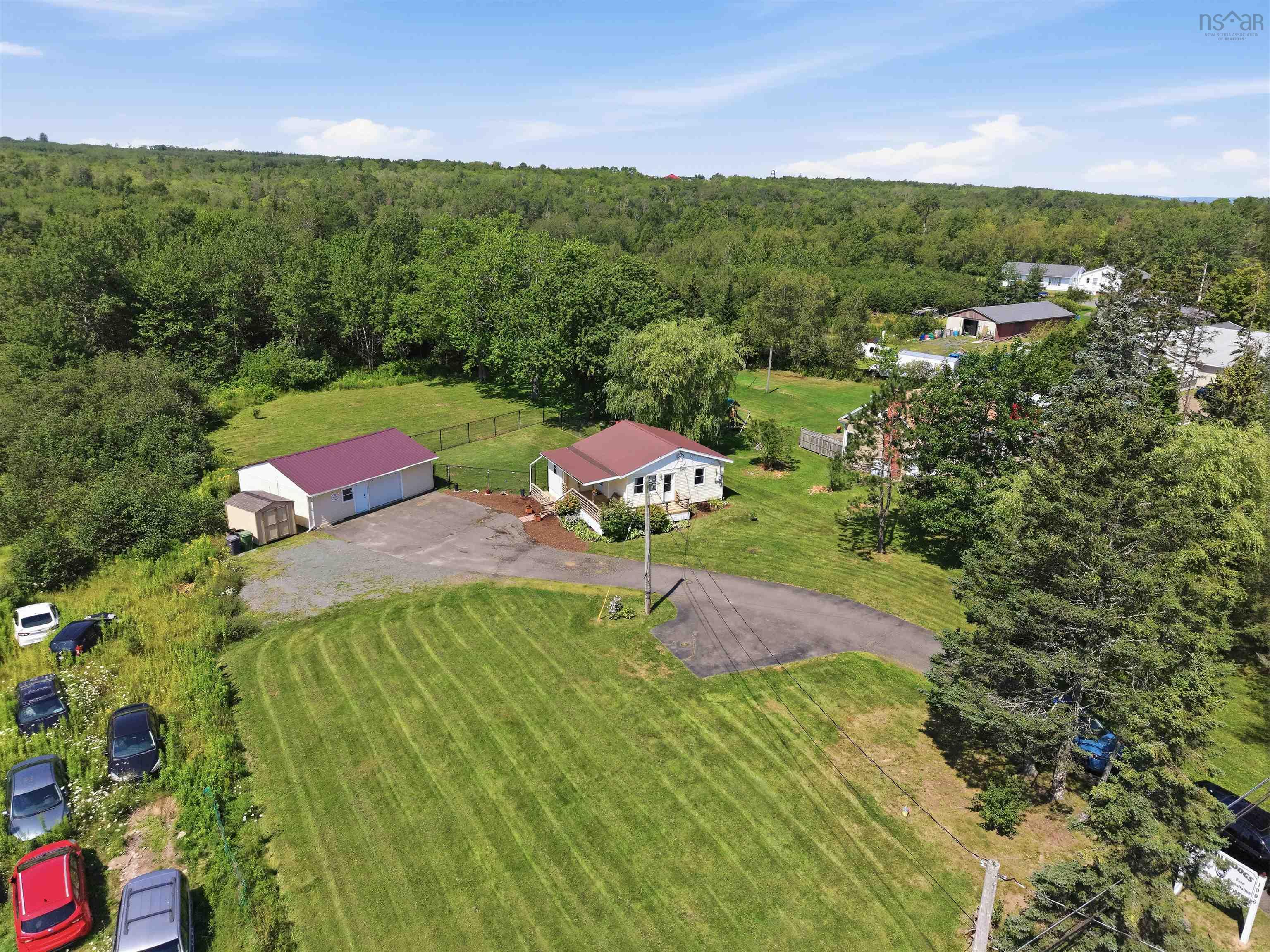 $279,900.00: 1096 Highway 2, Hilden
