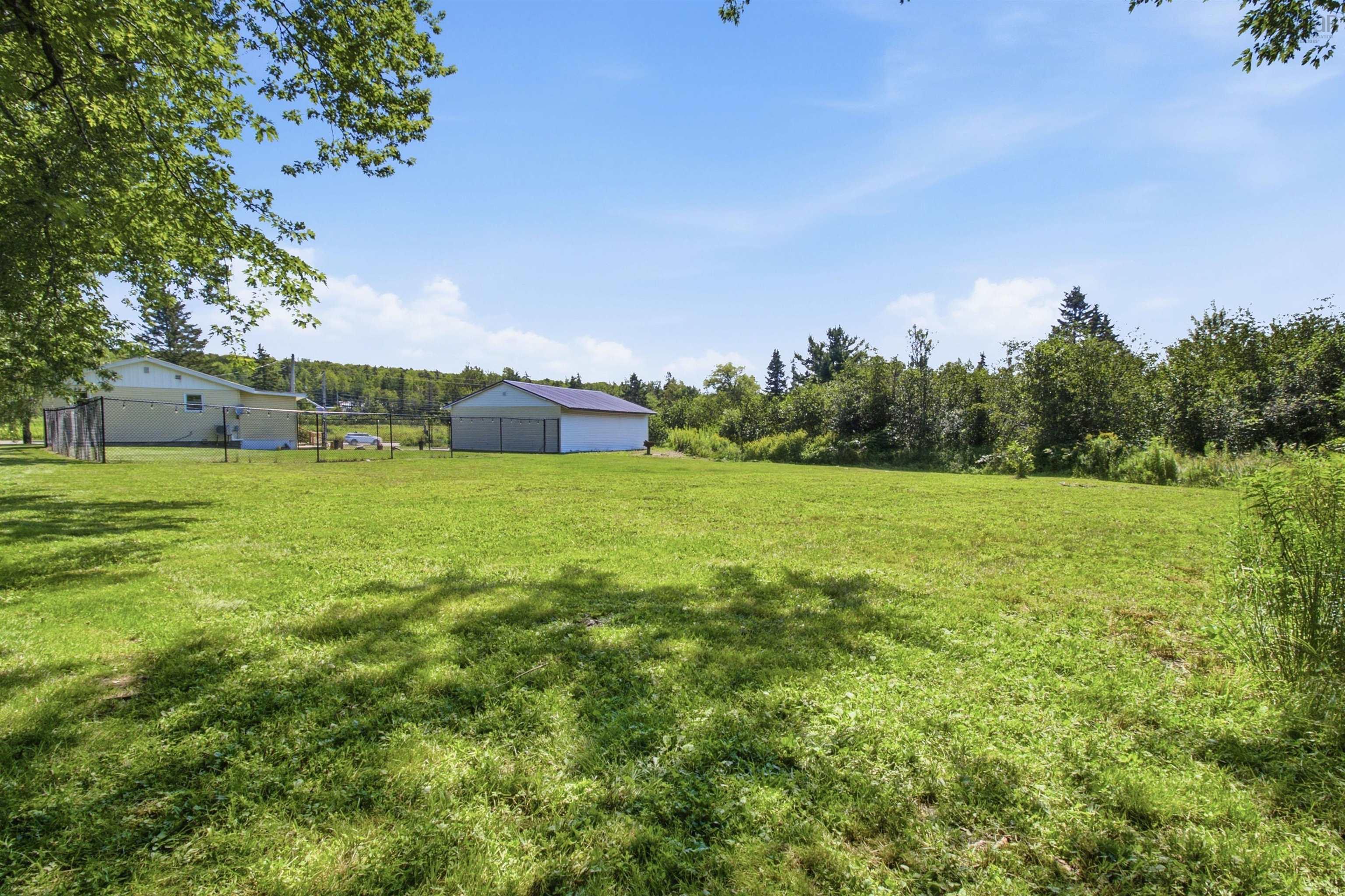 $279,900.00: 1096 Highway 2, Hilden